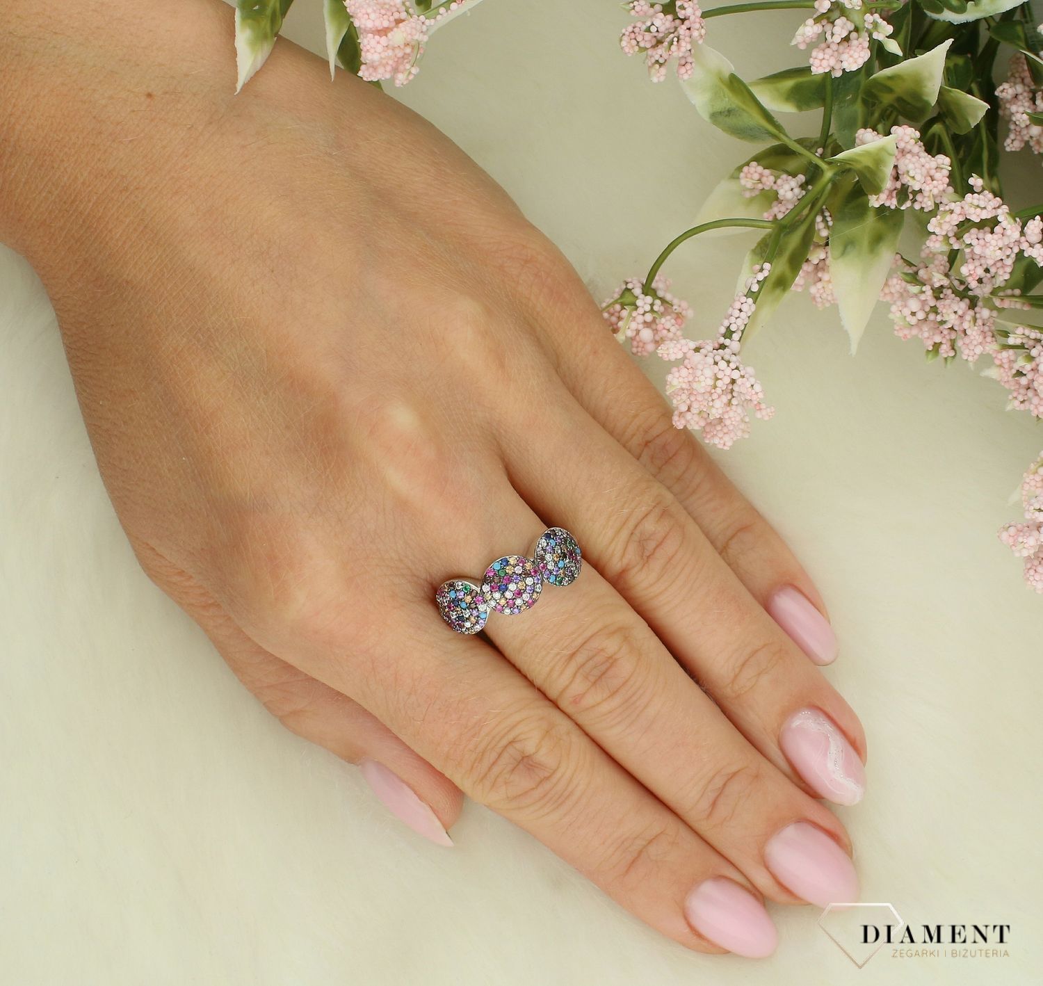 Srebrny pierścionek damski 925 z kolorowymi cyrkoniami rozmiar 20 DIA-PRS-7268-925.jpg