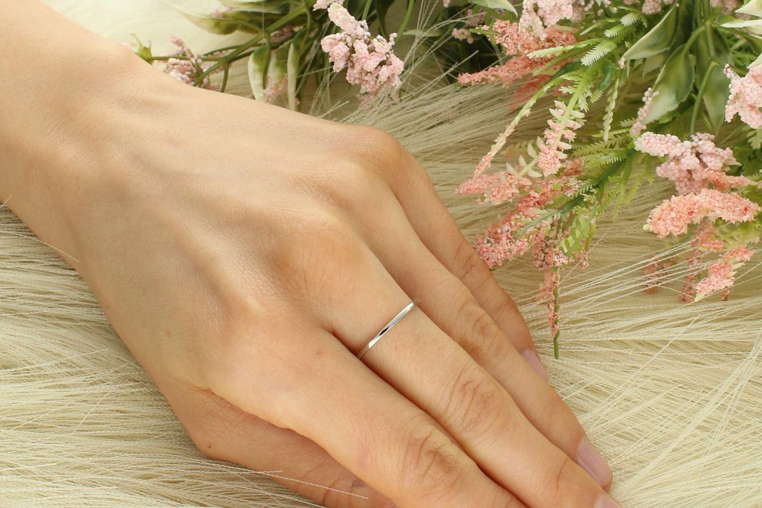 Srebrny pierścionek damski 925 z okrągłym srebrnym oczkiem DIA-PRS-7315-925.Srebrny pierścionek damski. Srebrny pierścionek z kółkiem. Pierścionek srebrny damski na prezent. Srebrny pierścionek.jpg