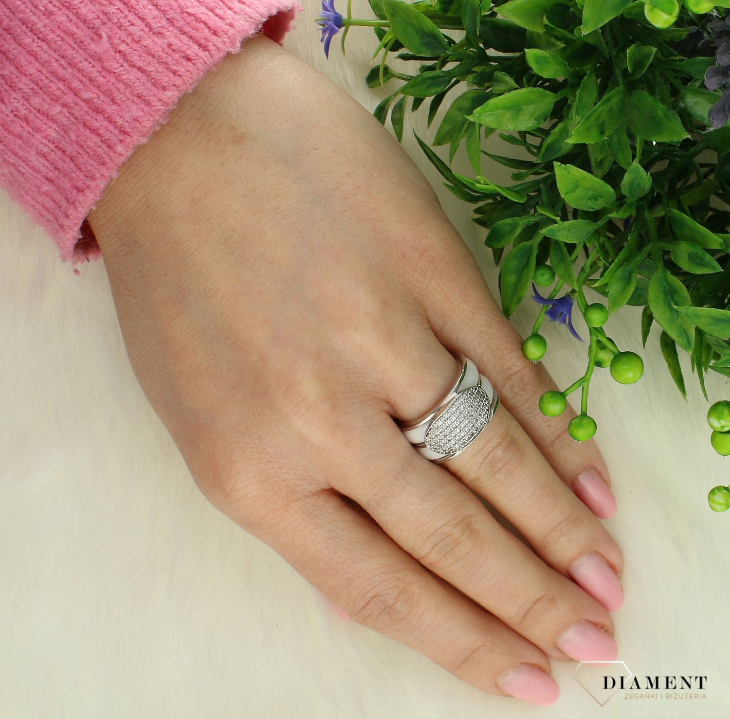 Srebrny pierścionek damski 925 biała ceramika rozmiar 11 DIA-PRS-7363-925. Srebrny pierścionek damski. Pierścionek srebrny damski z ceramiką. Pierścionek ceramiczny. Srebrny pierścionek damski na prezent (2).jpg