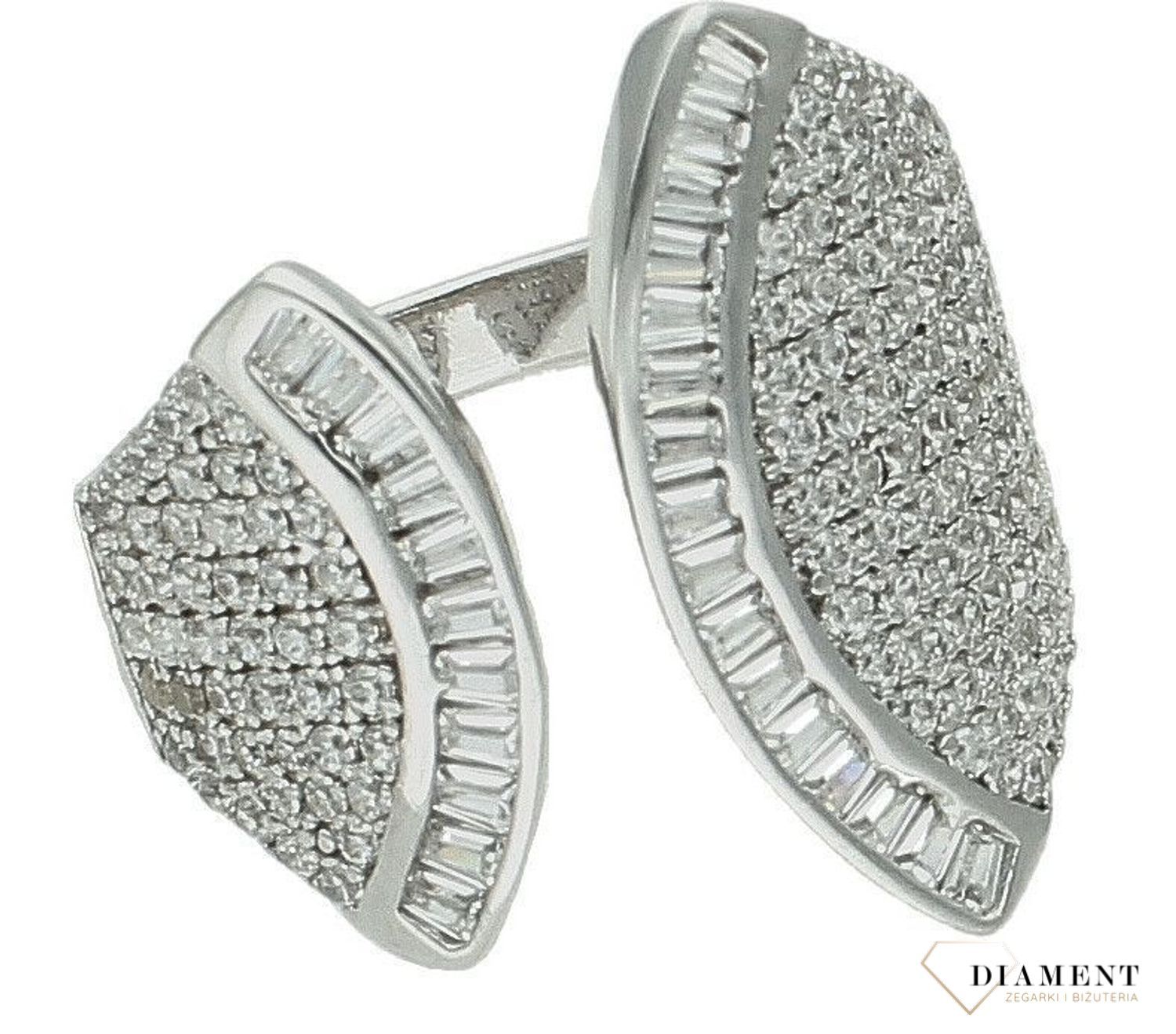 Srebrny pierścionek damski 925 otwarty z cyrkoniami rozmiar 14 DIA-PRS-7390-925. Srebrny pierścionek damski. Srebrny pierścionek z cyrkoniami. Pierścionek srebrny damski. Srebrny pierścionek na prezent dla kobiety.1.jpg