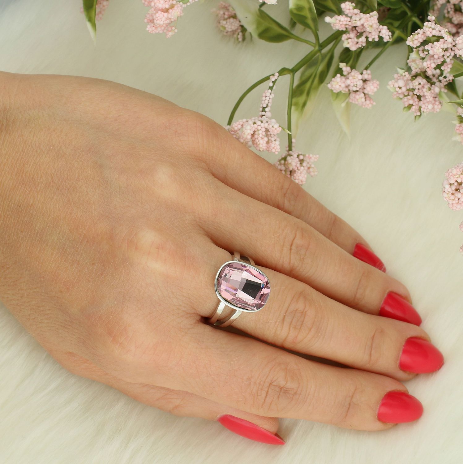 Srebrny pierścionek damski 925 z fioletową cyrkonią rozmiar 14 DIA-PRS-7397-925.jpg