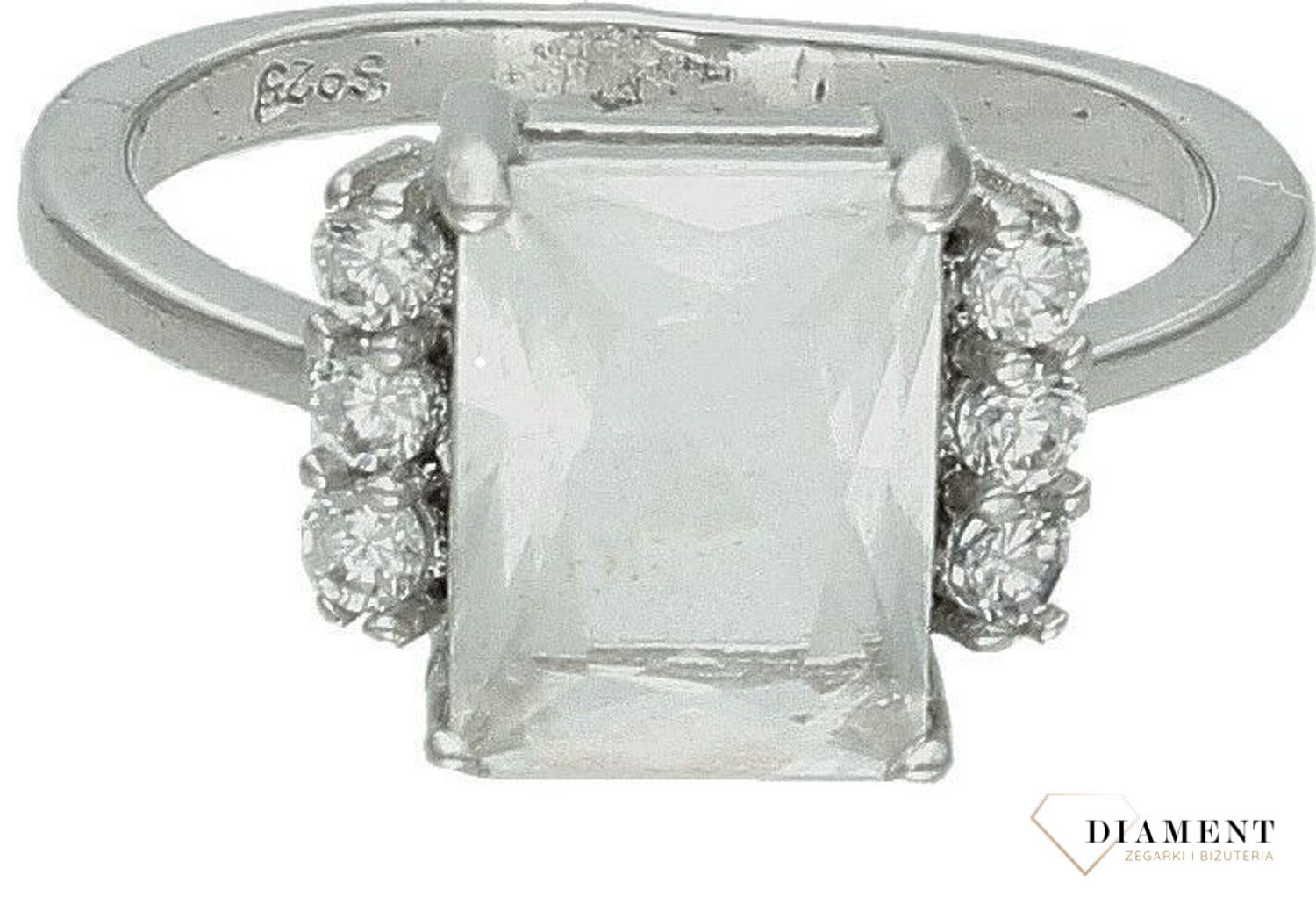 Srebrny pierścionek damski 925 z kwadratową cyrkonią rozmiar 12  DIA-PRS-7422-925. Srebrny pierścionek damski. Pierścionek srebrny dla kobiety. Srebrny pierścionek damski na prezent..jpg