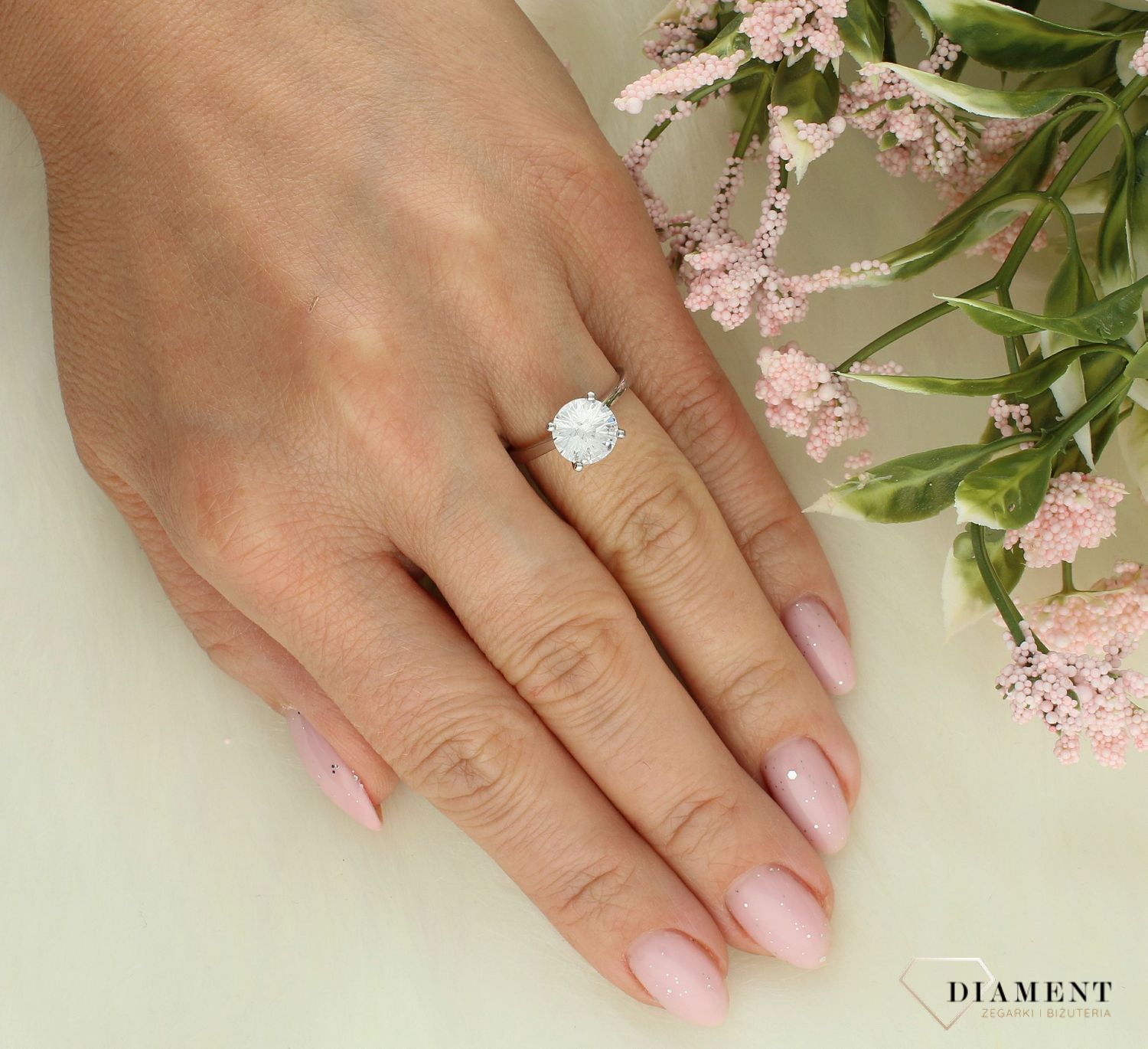 Srebrny pierścionek damski 925 z wystającą cyrkonią rozmiar 12 DIA-PRS-7450-925.jpg