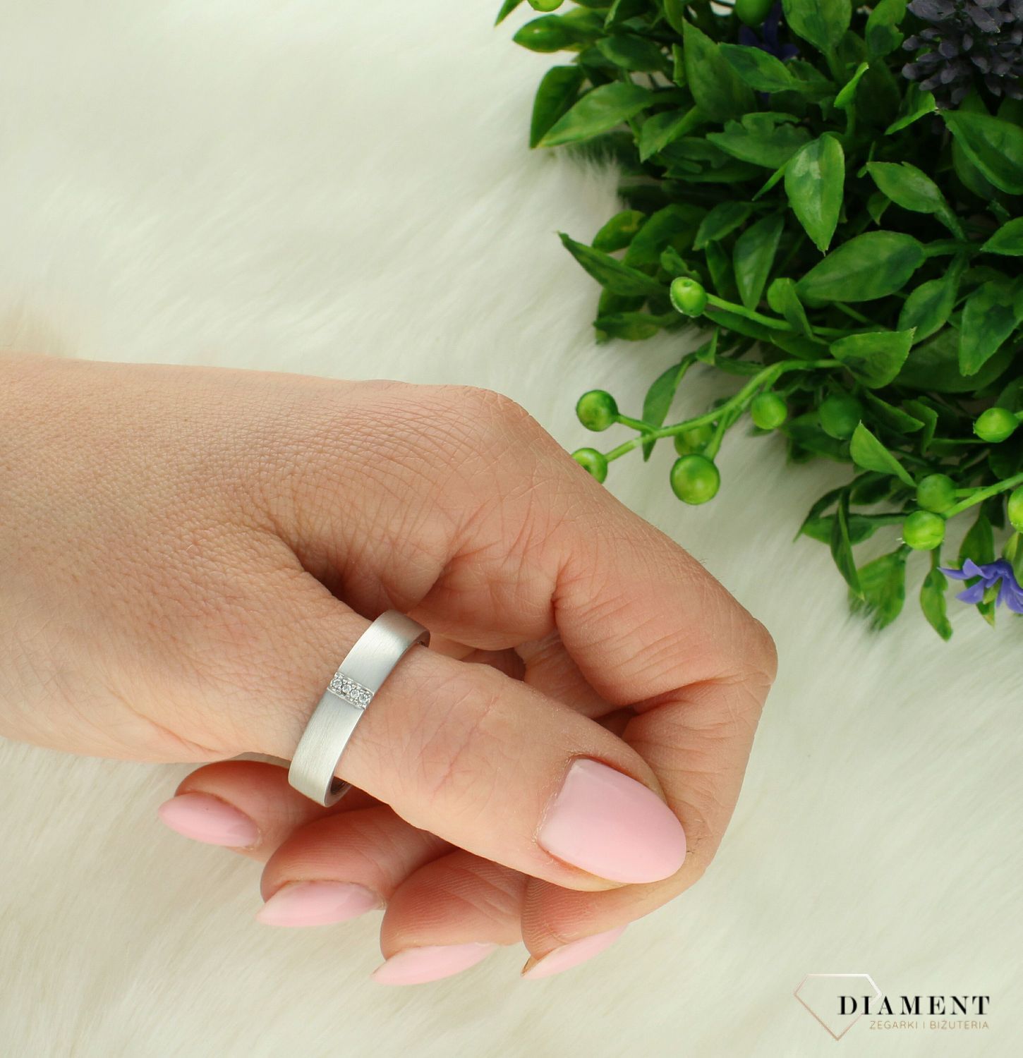 Srebrny pierścionek damski 925 obrączka z cyrkonią rozmiar 23 DIA-PRS-7509-925 (2).jpg