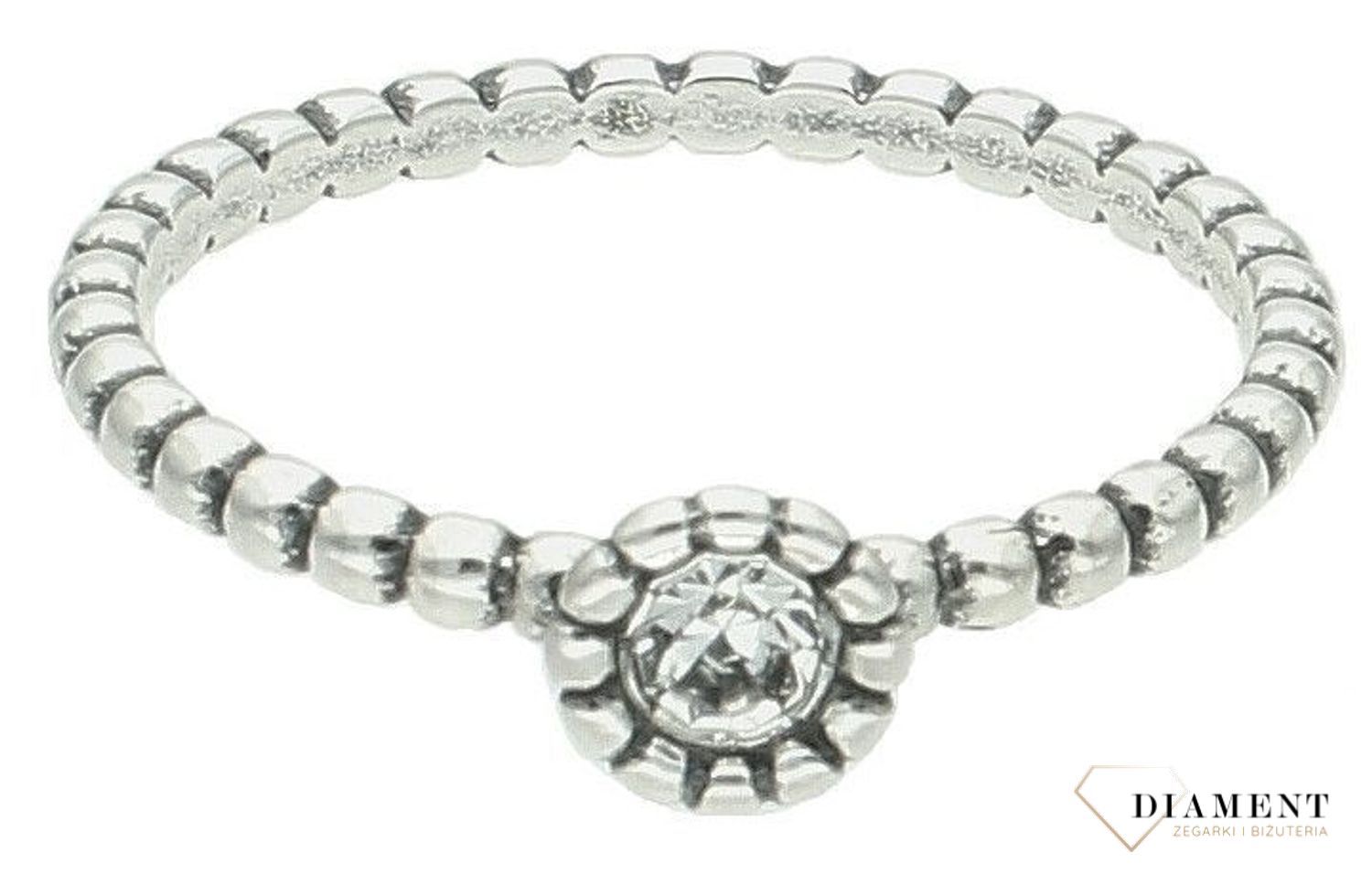 Srebrny pierścionek damski 925 z okrągłą cyrkonią DIA-PRS-7534-925.  Srebrny pierścionek damski. Pierścionek srebrny na prezent. Klasyczny pierścionek ze srebra. Srebrny pierścionek z cyrkonią.1.jpg