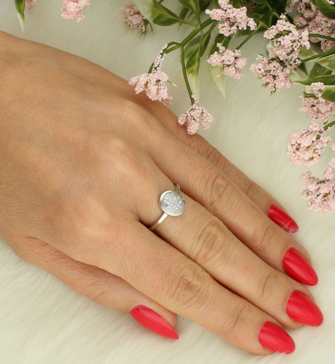 Srebrny pierścionek damski 925 owalny wysadzony cyrkoniami rozmiar 14 DIA-PRS-7644-925. Srebrny pierścionek damski. Srebrny pierścionek z cyrkonią. Pierścionek srebrny damski. Srebrny pierścionek n.jpg