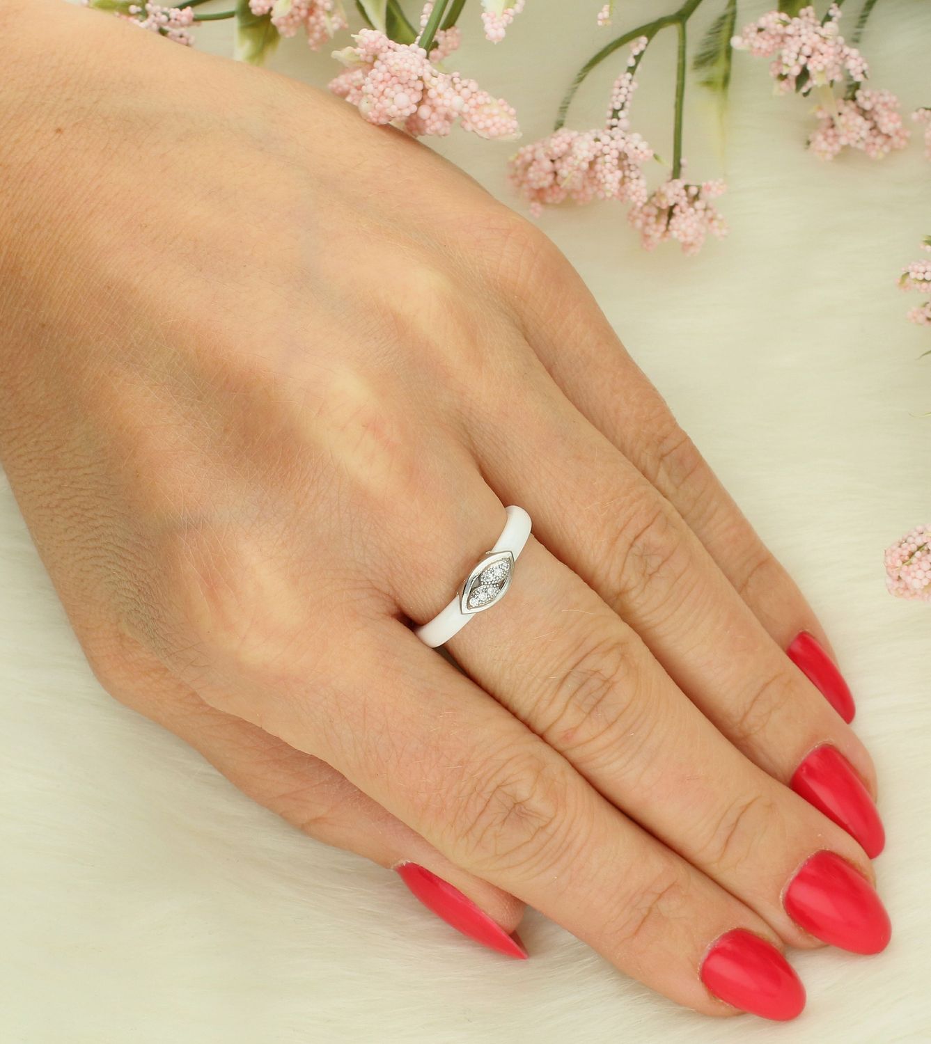 Pierścionek biała ceramika z cyrkonią próba 925, DIA-PRS-7679-925 Srebrny pierścionek wykonany z najwyższej jakości srebra o oryginalnej formie. Idealny pomysł na prezent dla każdej kobiety.11.jpg