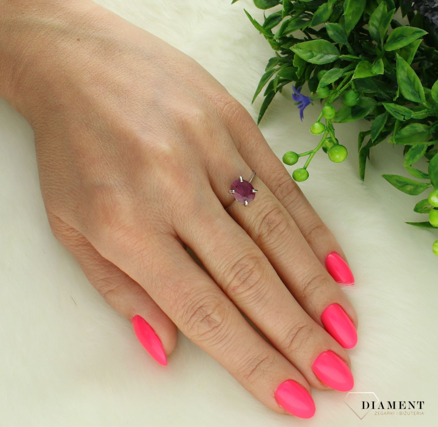 Pierścionek srebrny 925 z rubinem rozmiar 11 DIA-PRS-7725-925 (1).jpg