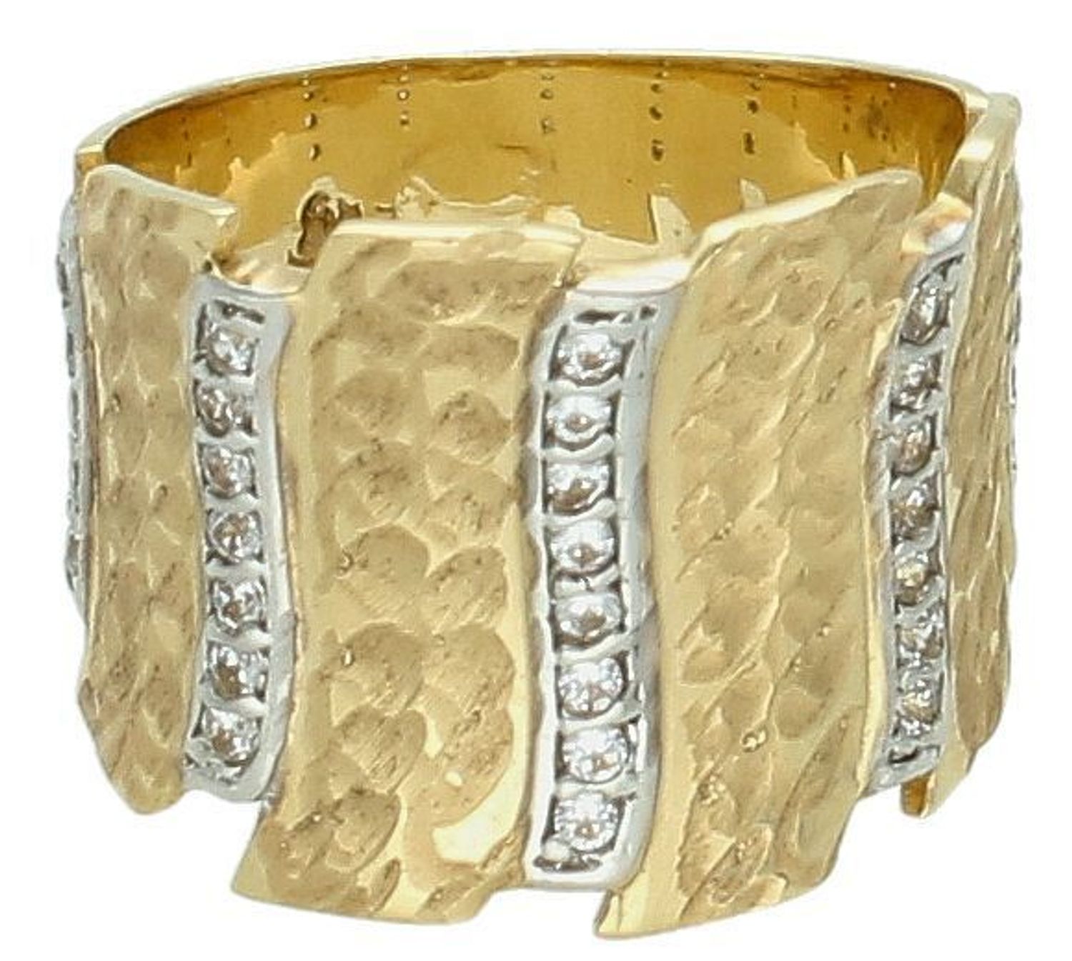 Złoty pierścionek falisty z cyrkonią i fakturowaną powierzchnią próba 585, DIA-PRS-7881-585. Złoty pierścionek falisty z cyrkonią i fakturowaną powierzchnią to biżuteria1.jpg