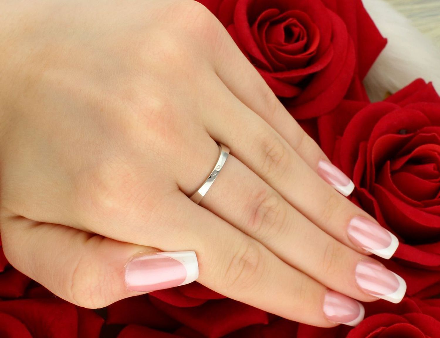 Pierścionek damski z białego złota z cyrkoniami – próba 585  DIA-PRS-7961-585, rozmiar 16.jpg