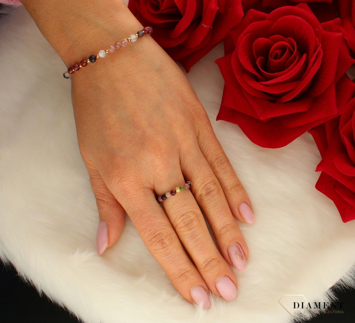 Pierścionek złoty z turmalinem na gumce 585 DIA-PRS-8162-585. Złoty pierścionek damski na gumce. Modny pierścionek z ozdobnych kuleczek na gumce. Złoty pierścionek z kamieni naturalnych. Pierścionek próby 585. Hit blogerek ! Z (1).jpg