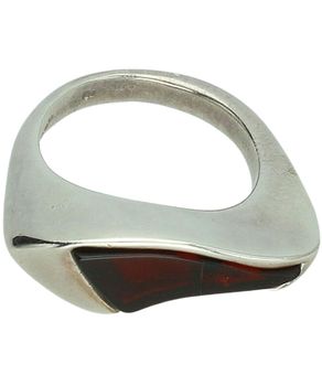 Srebrny pierścionek damski 925 z falistym bursztynem - Rozmiar 16 Ag.jpg