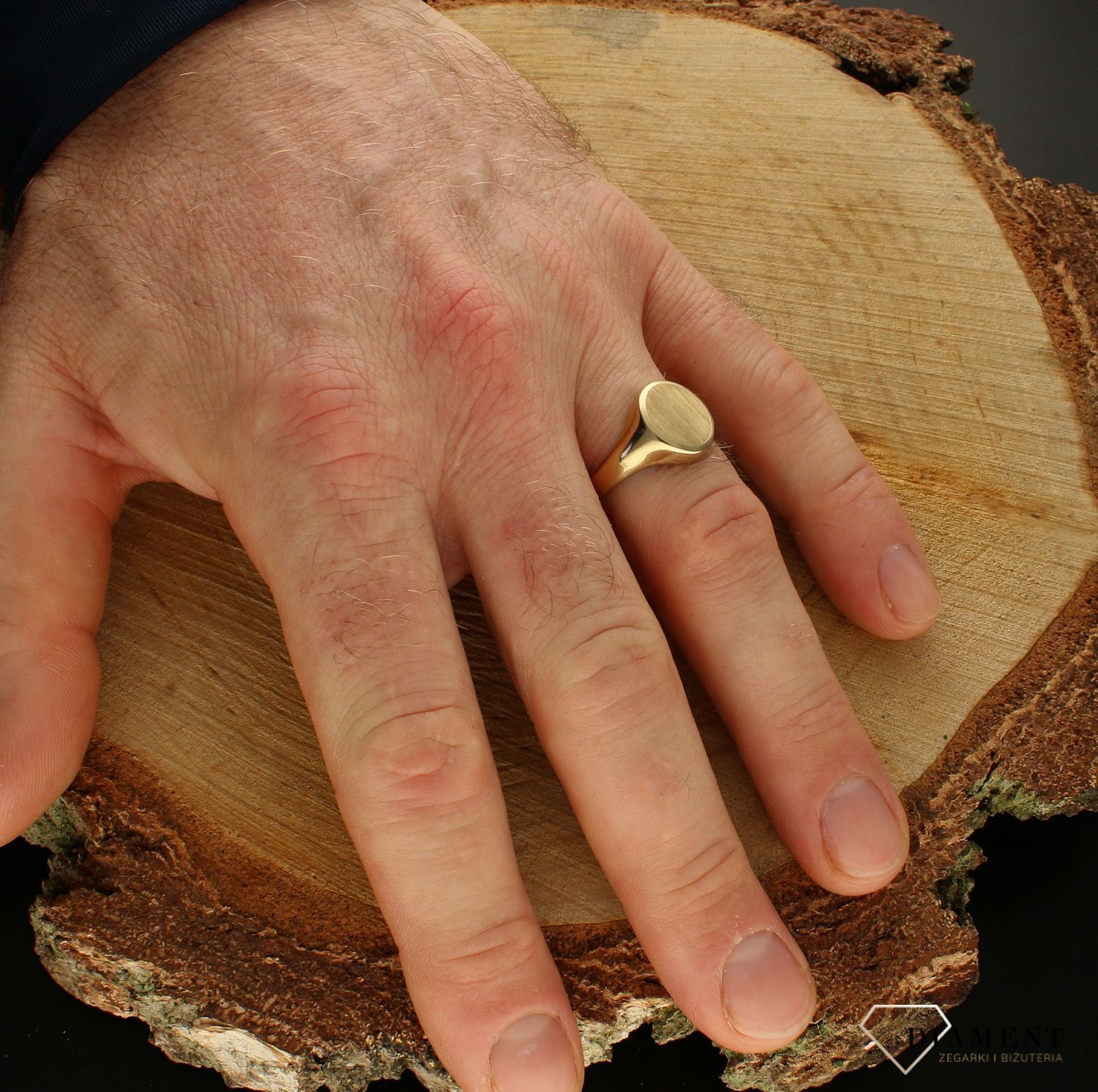 Złoty sygnet 333 owalny matowy DIA-PRS-8869-333.jpg