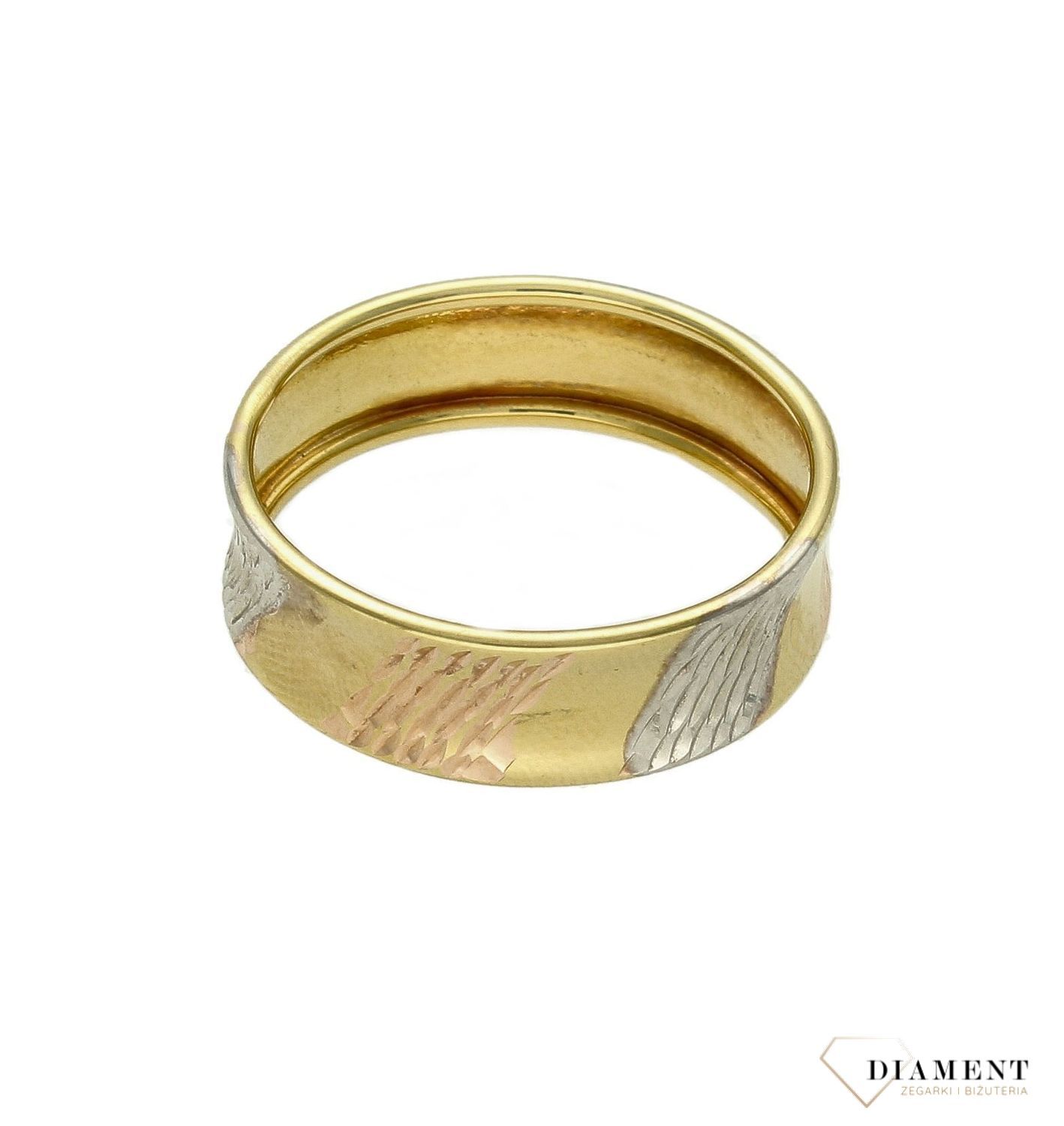 Złoty pierścionek damski trójkolorowy grawerowany - DIA-PRS-8881-585.jpg