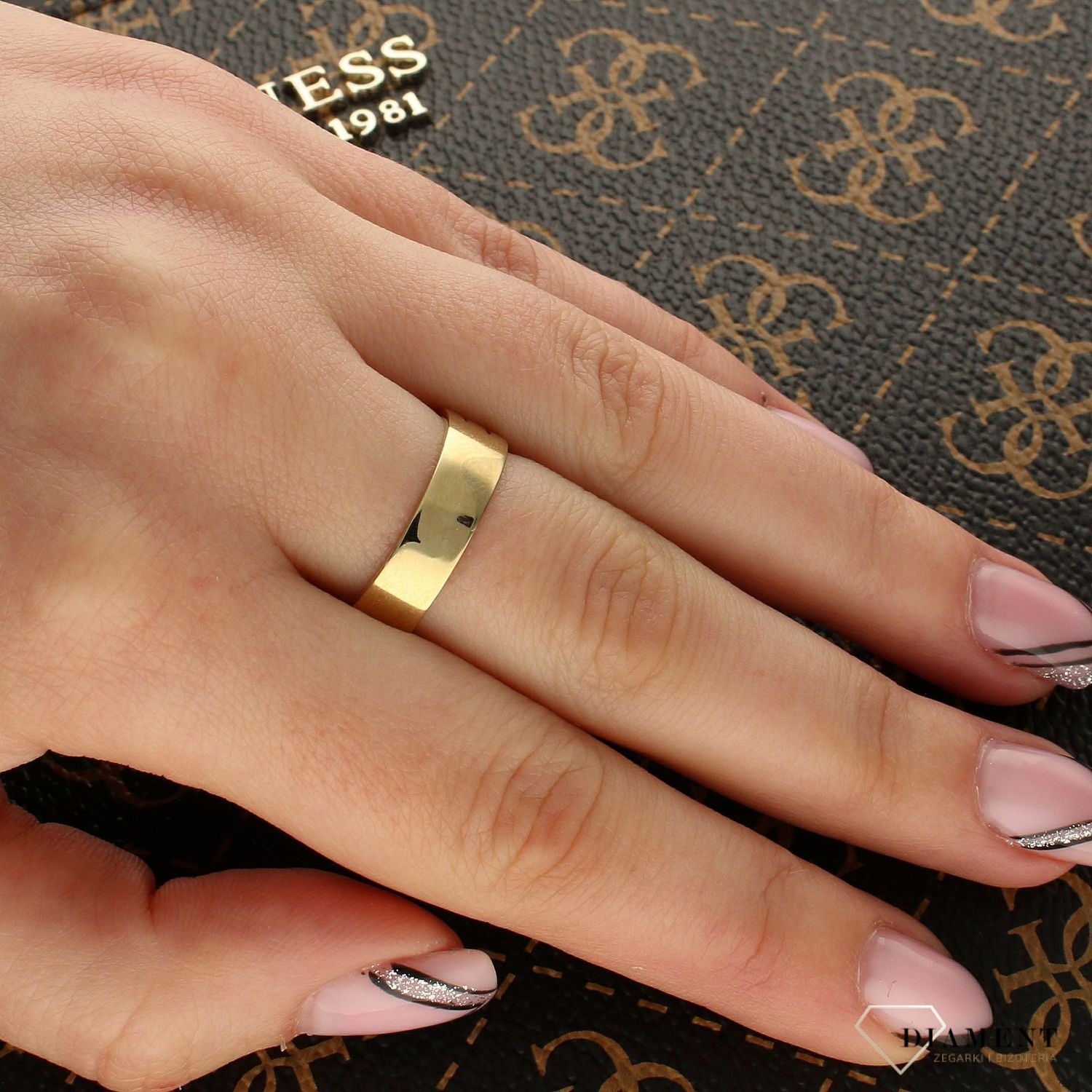 Złoty pierścionek potrójny 'Błysk cyrkonii'.jpg