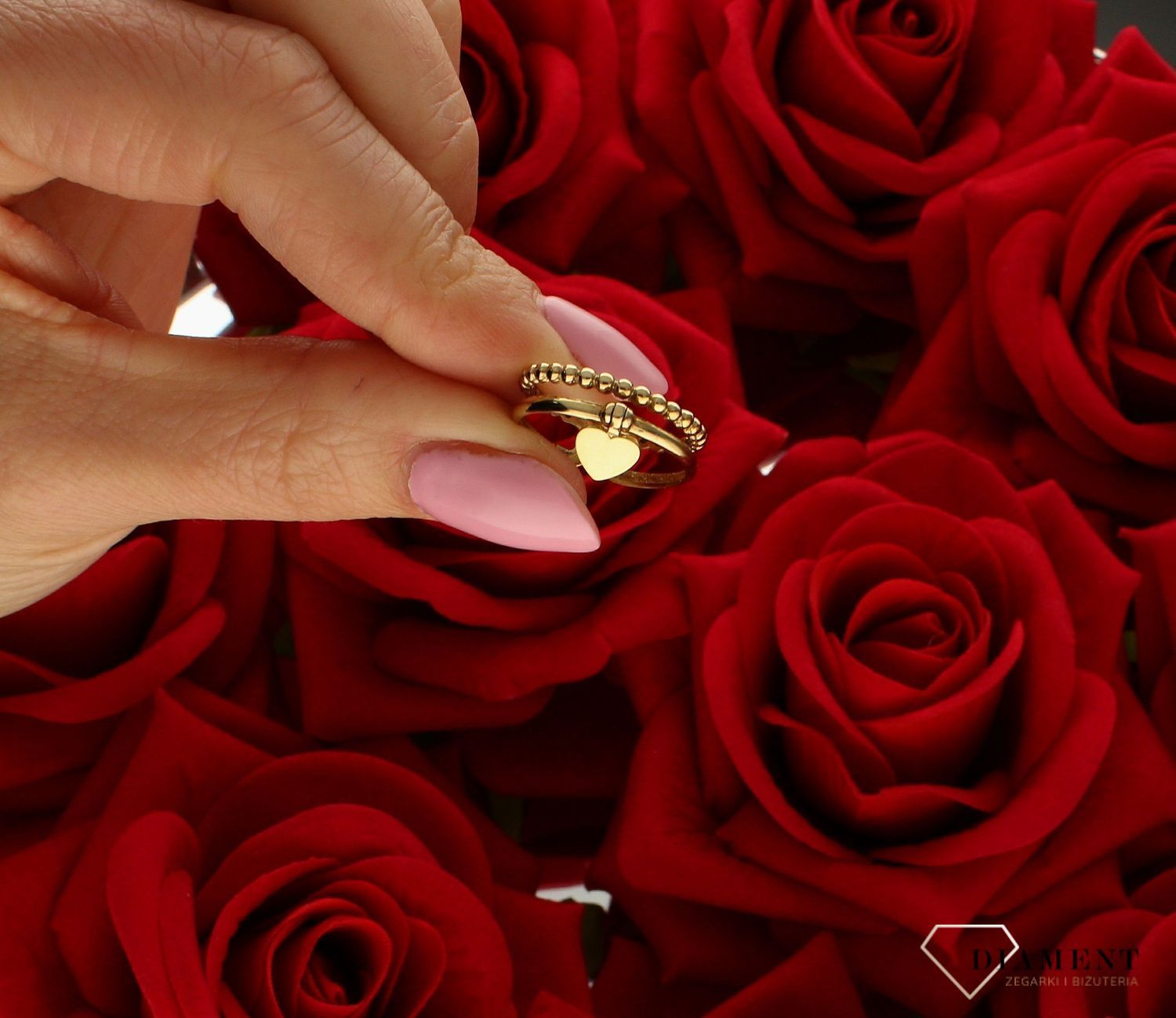 Złoty pierścionek damski 333 “Wiszące serce” DIA-PRS-9177-333. Pierścionek złoty z zawieszką. przepiękny pierścionek podkreśli p (4).jpg