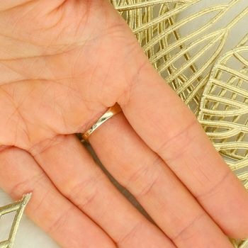 Złoty pierścionek damski fala z białym złotem 333 – cyrkonie, rozmiar 12 tył.jpg