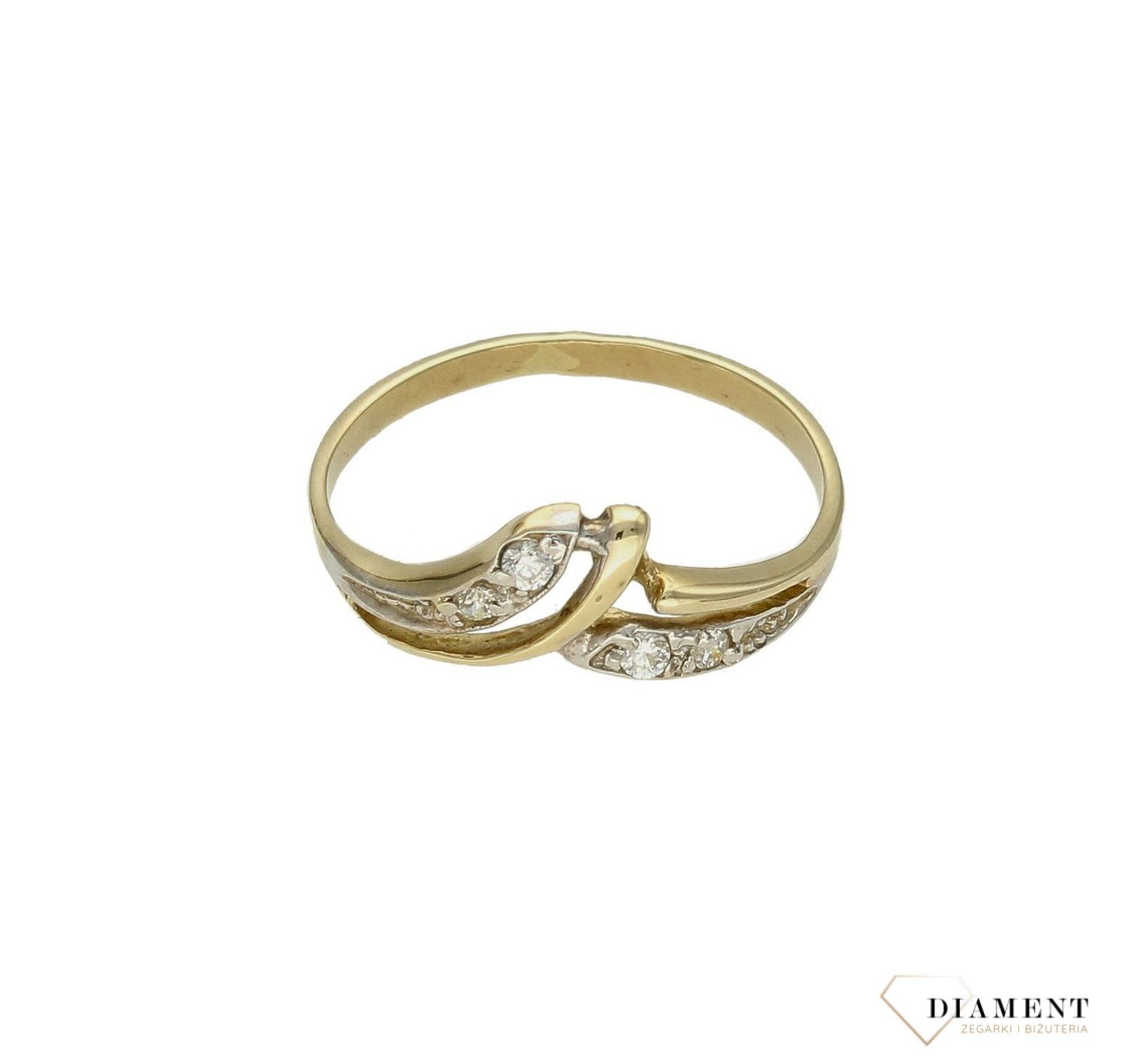 Elegancki złoty pierścionek damski 333 DIA-PRS-9202-333. Złoty pierścionek  świetnie się sprawdzi na prezent z okazji urodzin, i (4).jpg