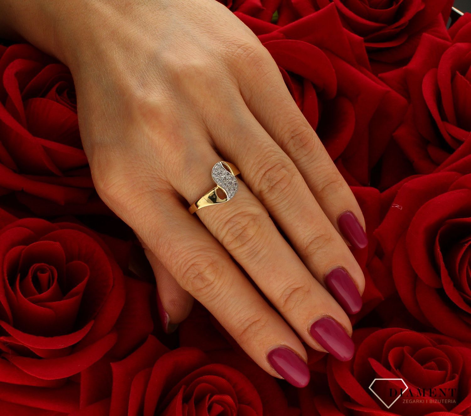 Złoty pierścionek damski Blask cyrkonii Białe Kamienie rozmiar 17 DIA-PRS-9224-585.jpg