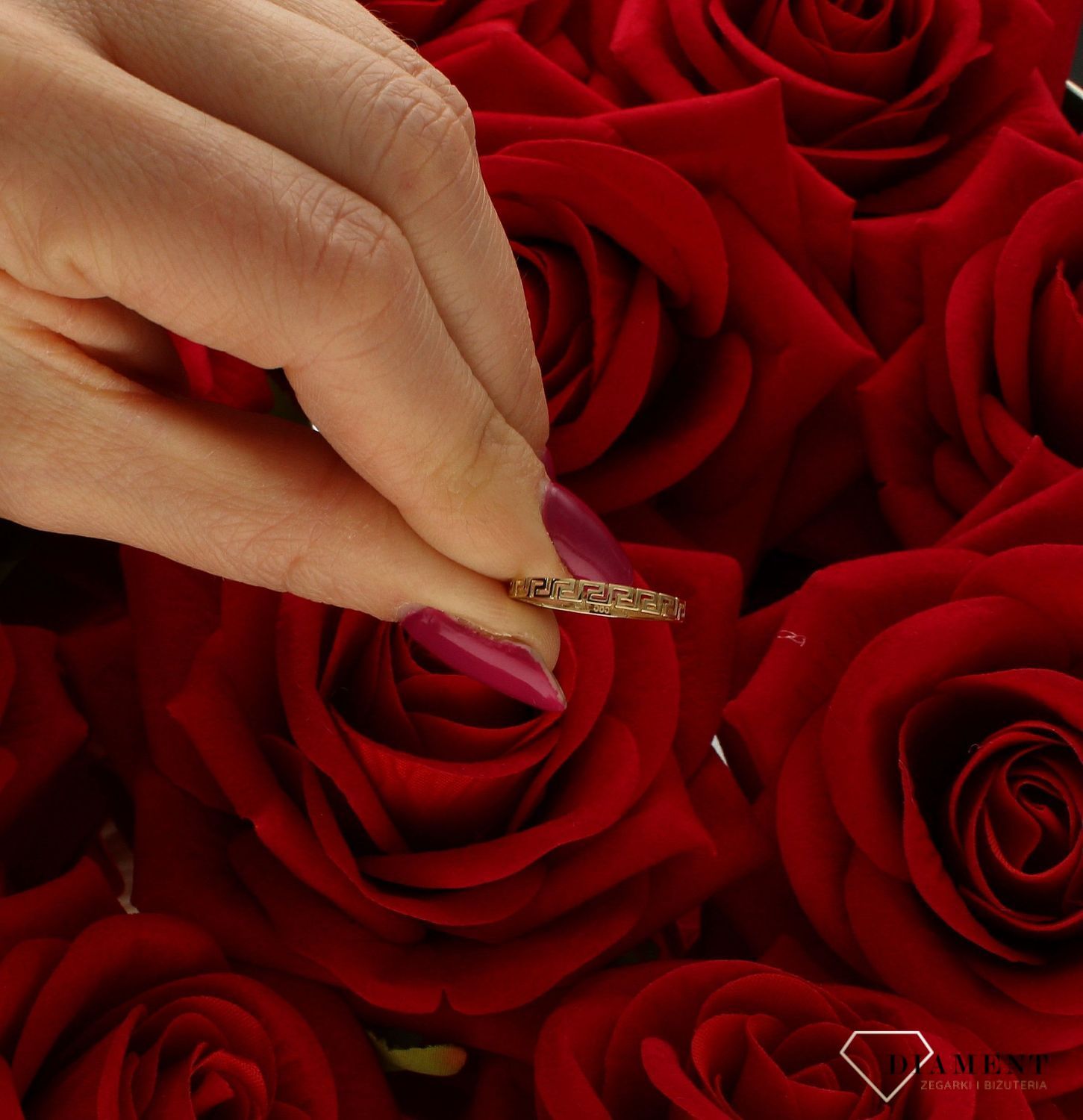 Złoty pierścionek damski 585 Droga grecka rozmiar 11 DIA-PRS-9242-585. Pierścionek na prezent z okazji rocznicy, jubileuszu, urodzin. Pierścionek będzie pięknym wyznaniem uczucia. Darmowa dostawa..jpg