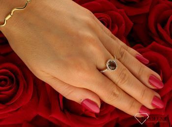 Złoty pierścionek damski owalna cyrkonia Zaręczynowy wzór rozmiar 14.jpg