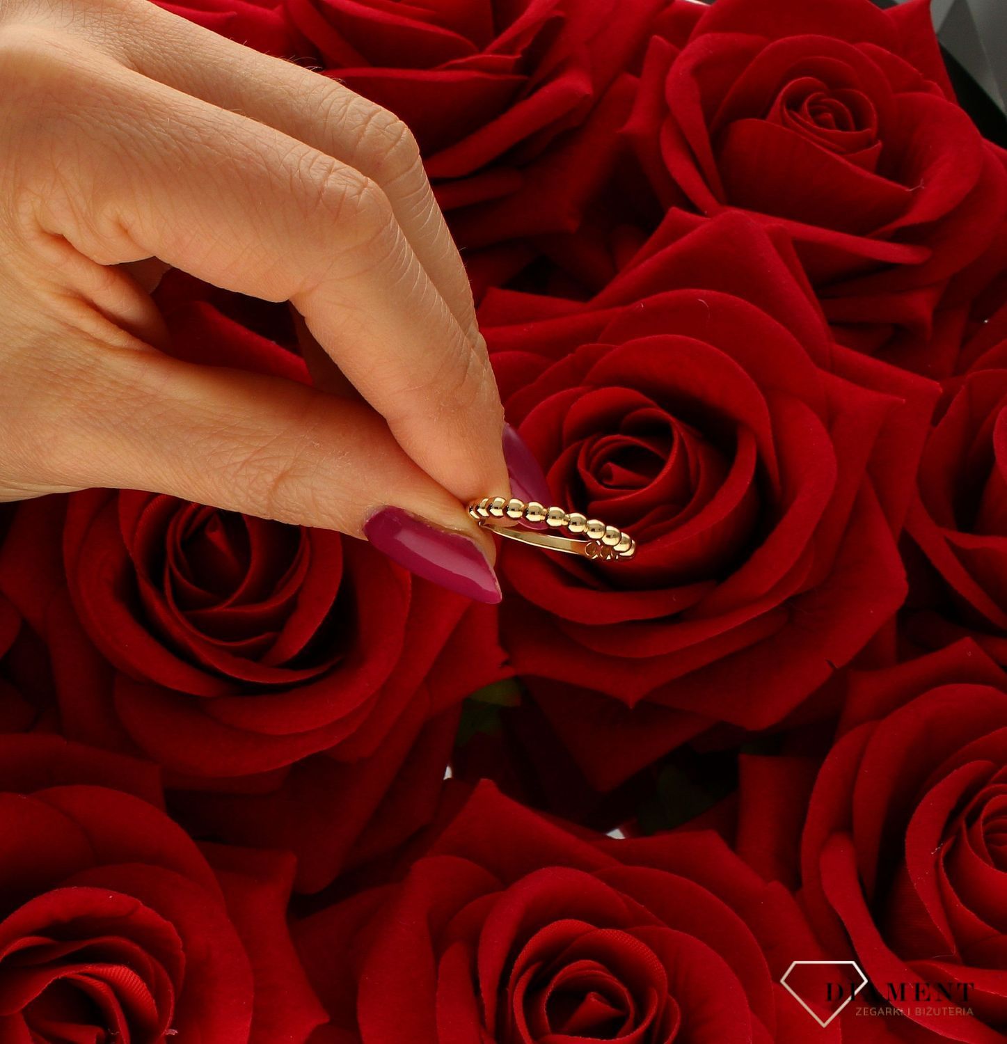 Złoty pierścionek damski 585 kuleczki rozmiar 15 DIA-PRS-9255-585.  Ponadczasowy wzór inspirowany ikonami sztuki jubilerskiej po (2).jpg