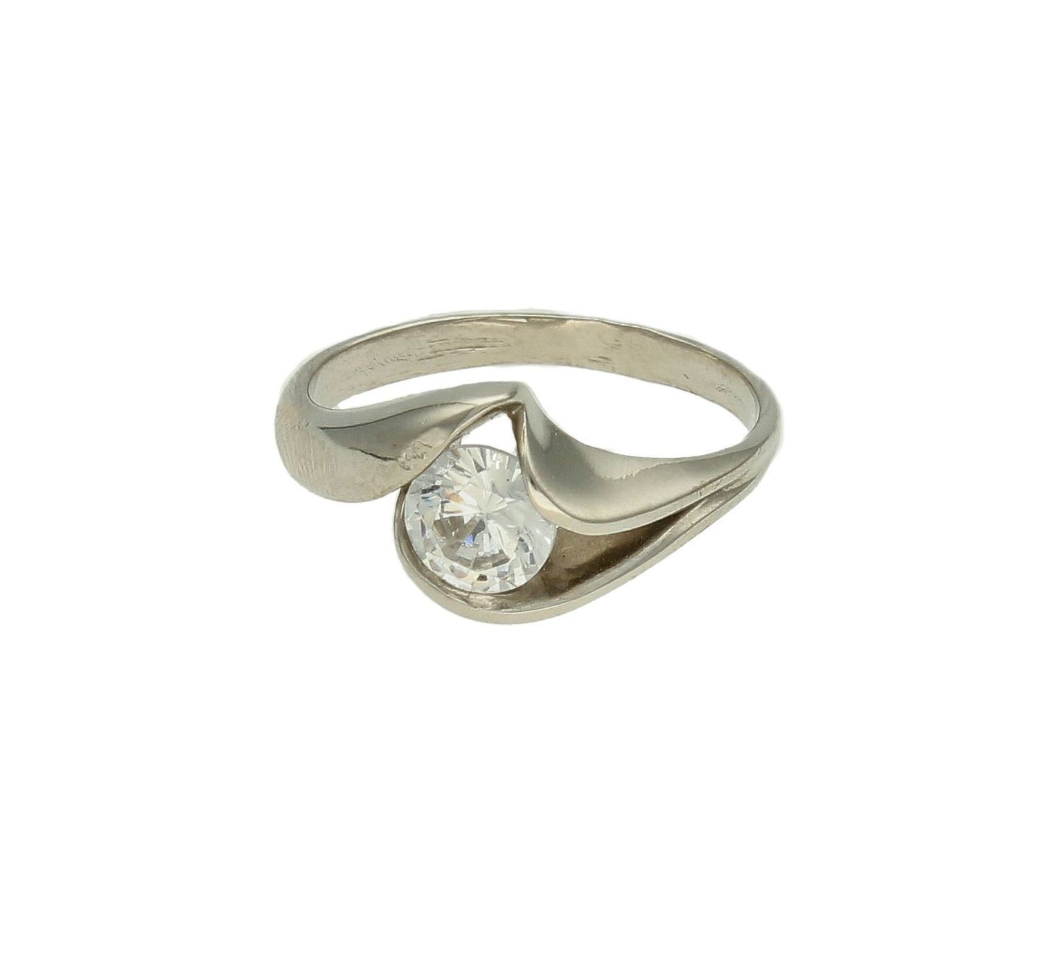 Złoty pierścionek damski 585 zaręczynowy białe złoto rozmiar 12 DIA-PRS-9291-585  to złoty damski pierścionek wykonany z wysokiej próby białego złota 585. Wzór cyrkonii nadaje pierścionkowi nowoczesnego wyglądu (4).jpg