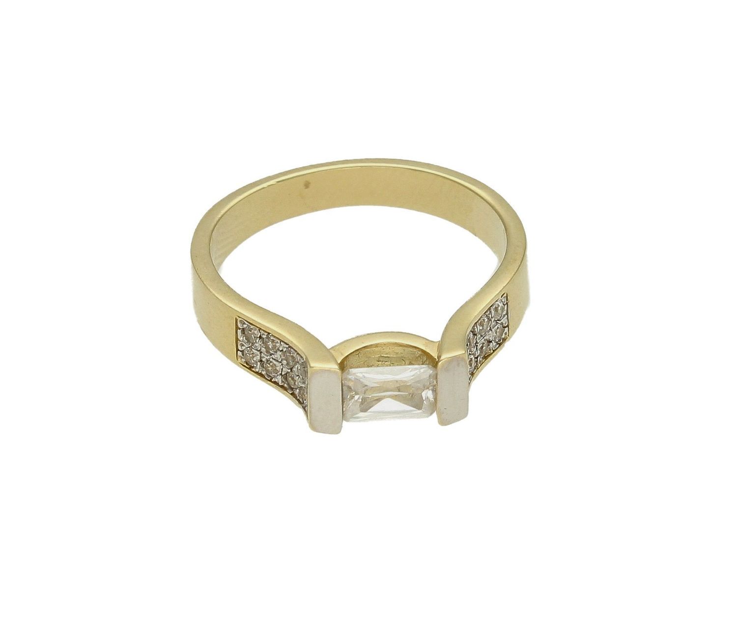 Złoty pierścionek 585 z efektowną cyrkonią zaręczynowy DIA-PRS-9305-585. Złoty pierścionek prosty ozdobiony wystającą cyrkonią. Piękny pierścionek wykonany z wysokiej jakości złota próby 585 (4).jpg