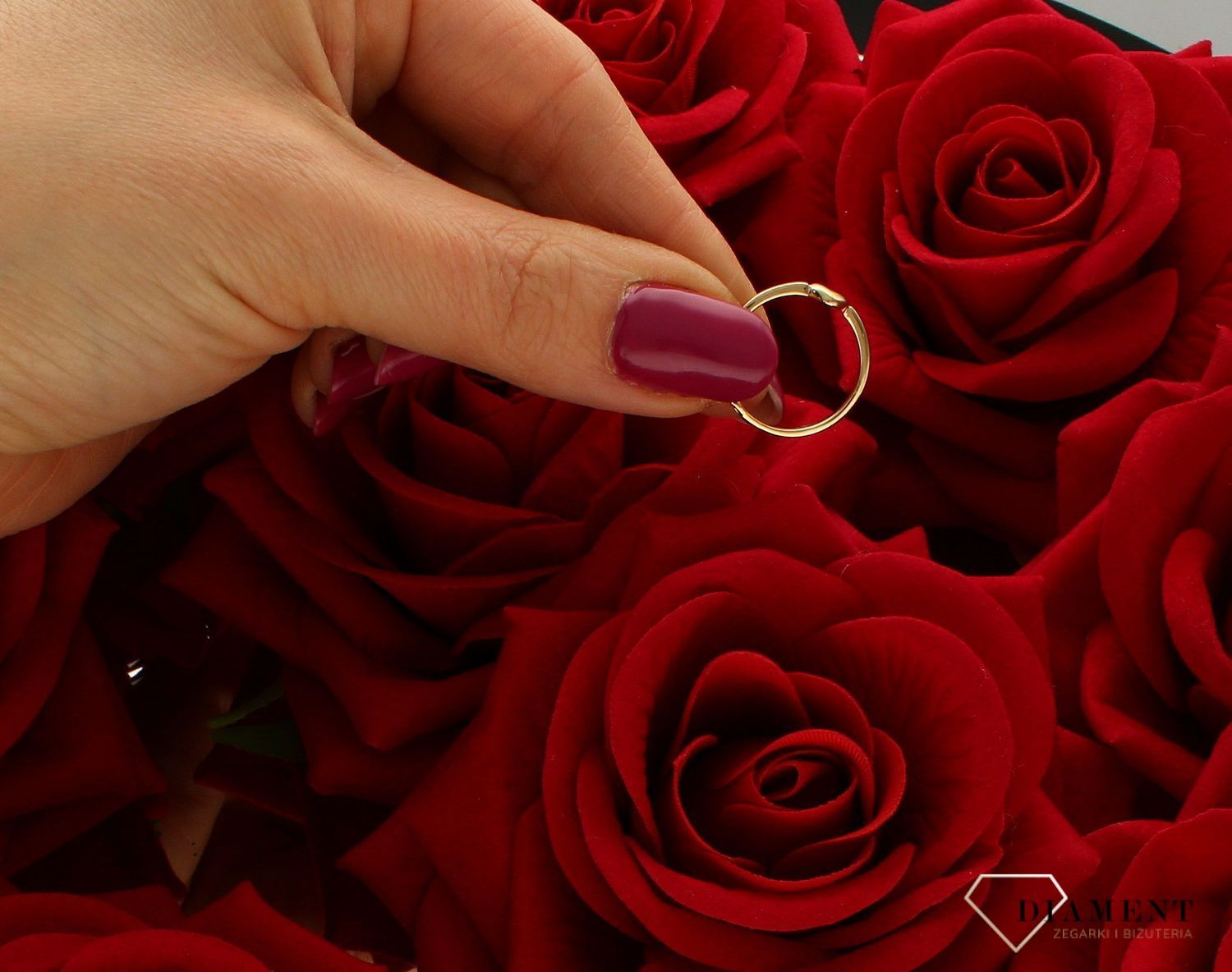 Złoty pierścionek 585 Serduszko DIA-PRS-9308-585. Minimalistyczny pierścionek podkreśli piękno wyjątkowych momentów zaręczyn, rocznic, jubileuszy. Na prezent. Pierścionek z sercem.jpg