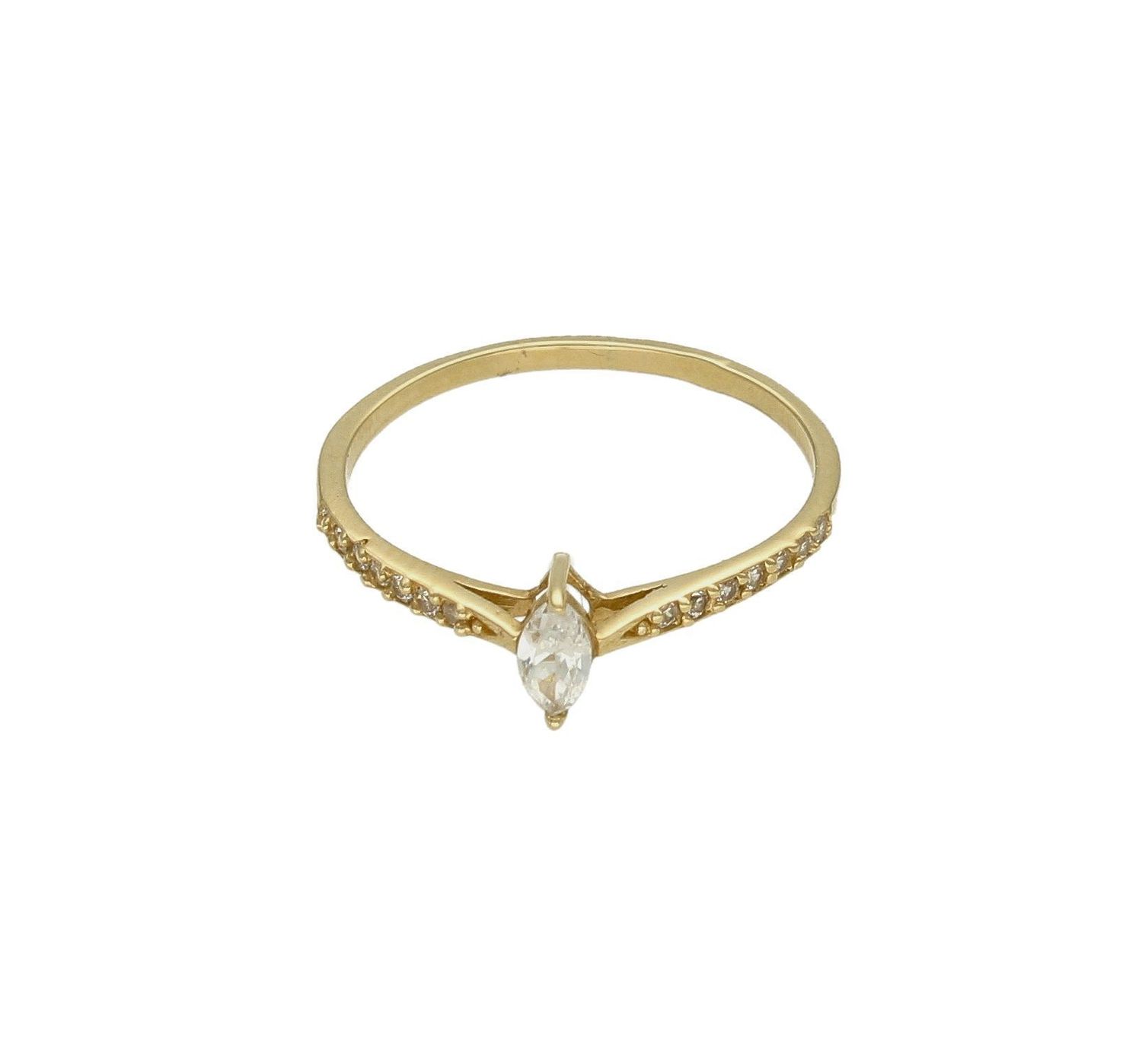 Złoty pierścionek damski 585 zaręczynowy wzór rozmiar 11 DIA-PRS-9331-585 to złoty damski pierścionek wykonany z wysokiej próby złota 585. Idealna biała cyrkonia we wzorze zaręczynowym nadają pierścionkowi nowoczesnego wyglą (4).jpg