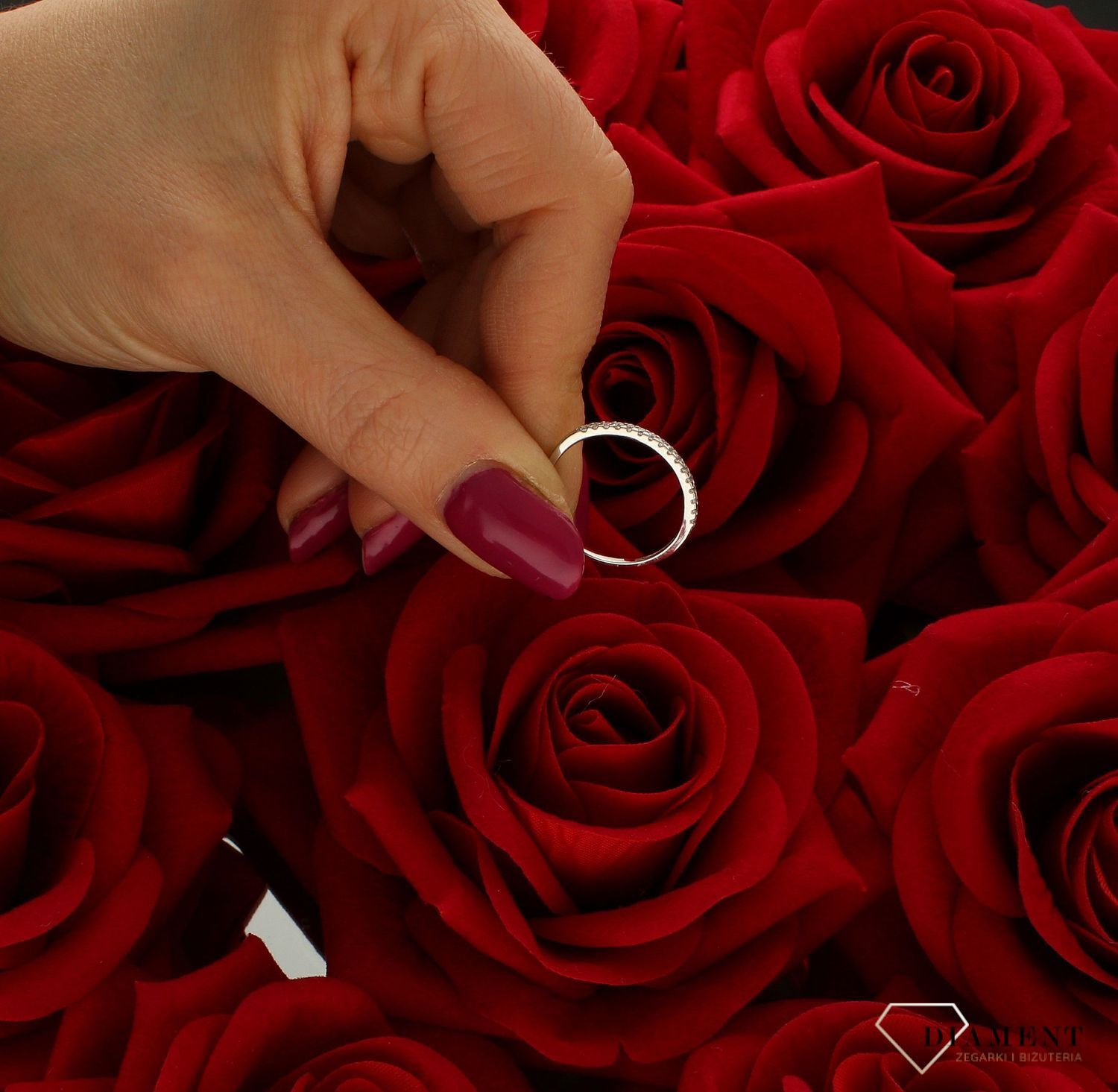 Złoty pierścionek damski 585 białe złoto rozmiar 15 DIA-PRS-9355-585. Darmowa dostawa. Złoty pierścionek świetnie się sprawdzi n.jpg