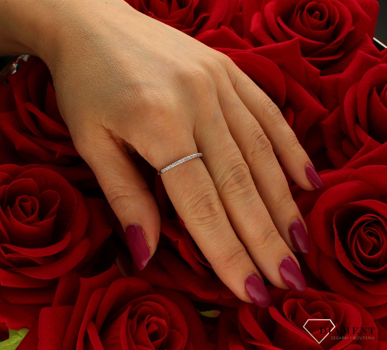 Złoty pierścionek damski 585 białe złoto rozmiar 15 DIA-PRS-9355-585. Darmowa dostawa. Złoty pierścionek świetnie się sprawdzi n.jpg