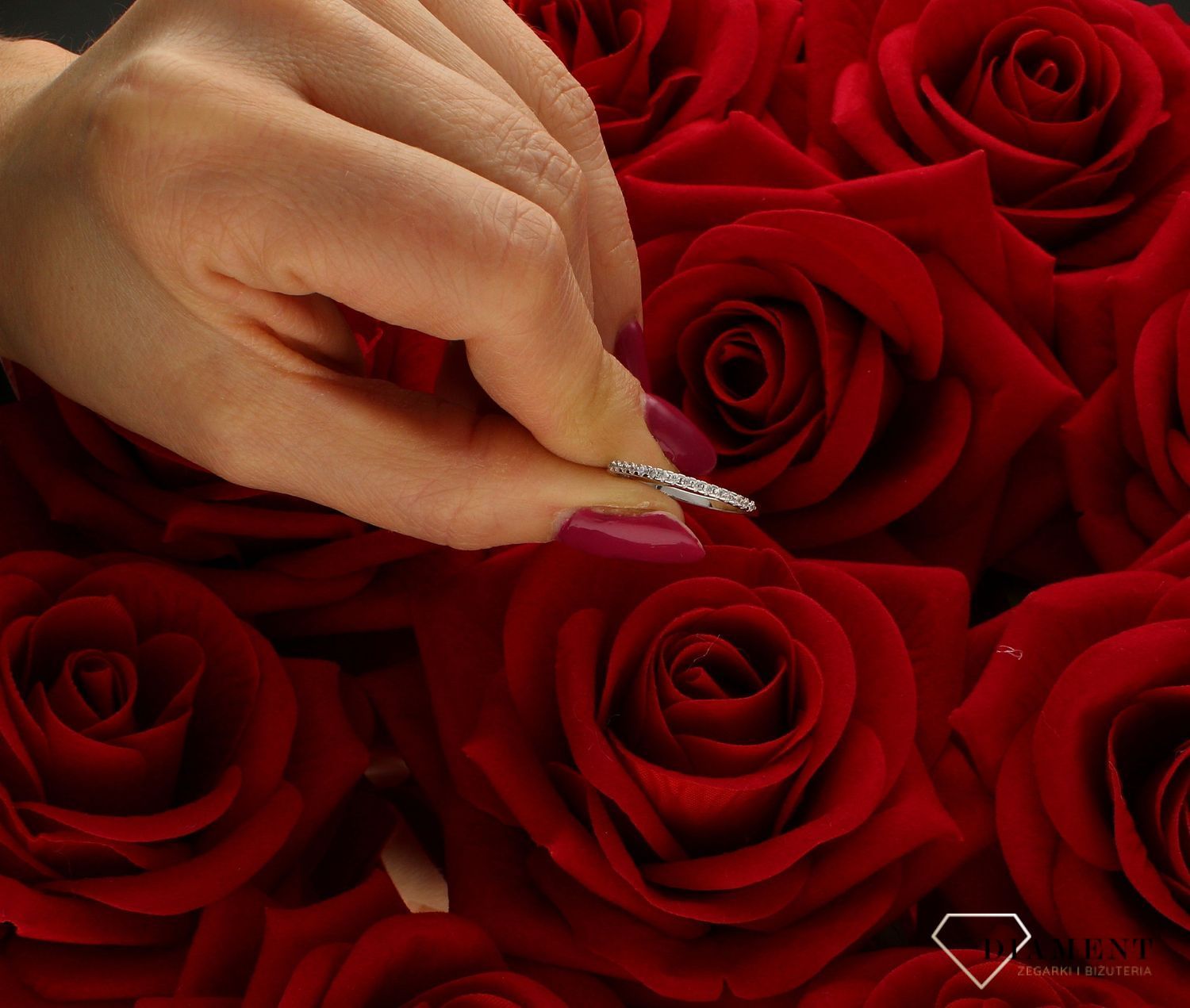 Złoty pierścionek damski 585 białe złoto rozmiar 15 DIA-PRS-9355-585. Darmowa dostawa. Złoty pierścionek świetnie się sprawdzi n.jpg