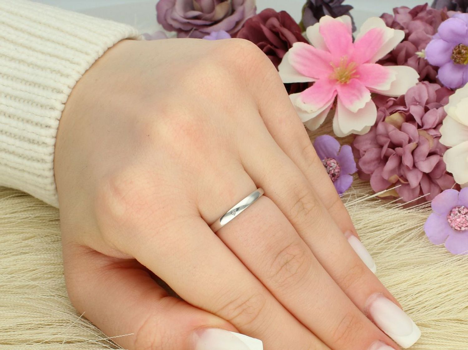 Pierścionek srebrny 925  z herbacianym kamieniem w kształcie ziarenka DIA-PRS-9631-925 925.jpg