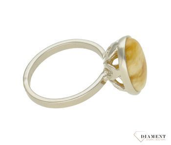 Srebrny pierścionek damski 925 z żółtym owalnym bursztynem bałtyckim DIA-PRS-9939-925.jpg