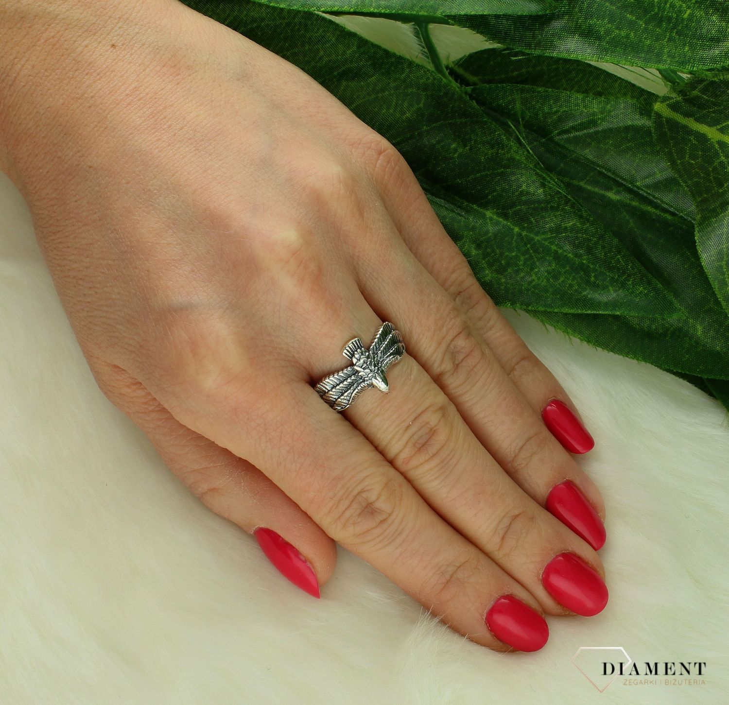 Sygnet pierścionek 925 oksydowany orzeł DIA-PRS-AR17746OX-925. Srebrny sygnet oksydowany. Sygnet srebrny z orłem. Srebrny sygnet dla kobiety i mężczyzny. Sygnet z orłem na prezent..jpg