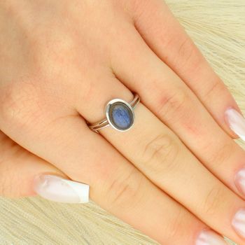 Srebrny pierścionek 925 z labradorytem – Rozmiar 16  Kamień naturalny labradoryt.jpg