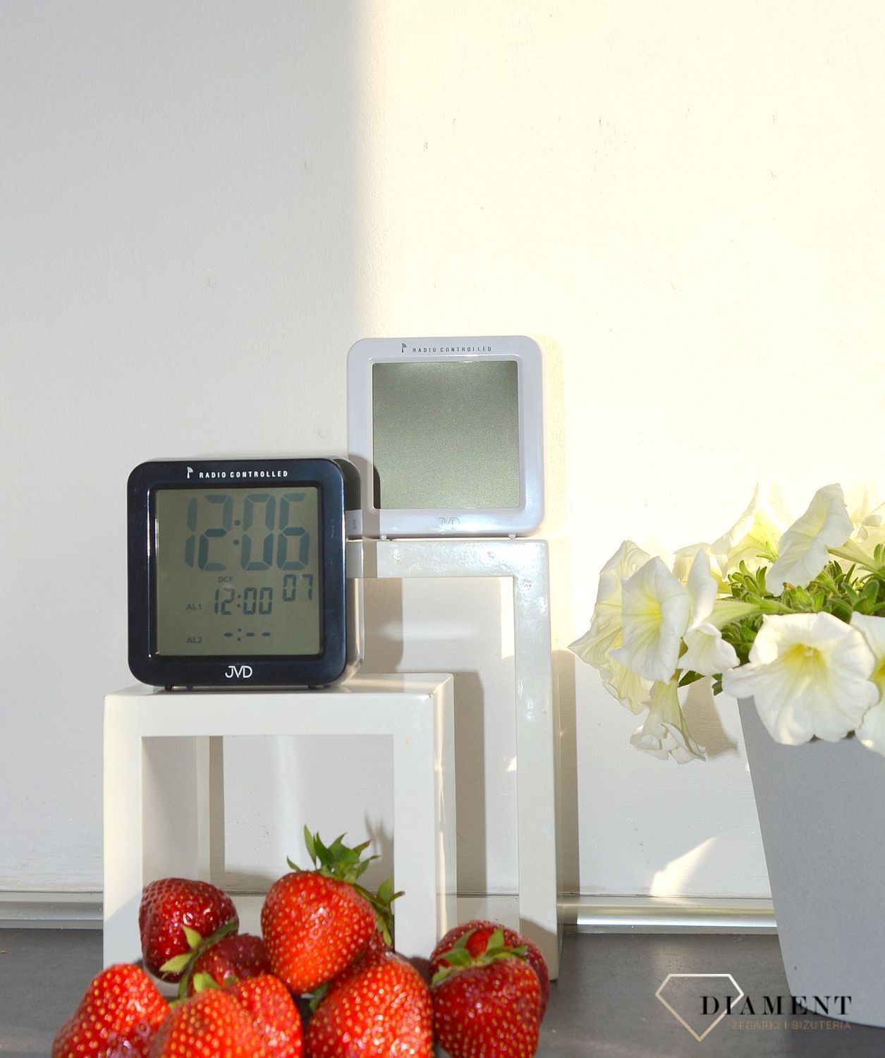 Budzik cyfrowy sterowany radiem RB26 Czarny Radiocontrol RB26.1.jpg