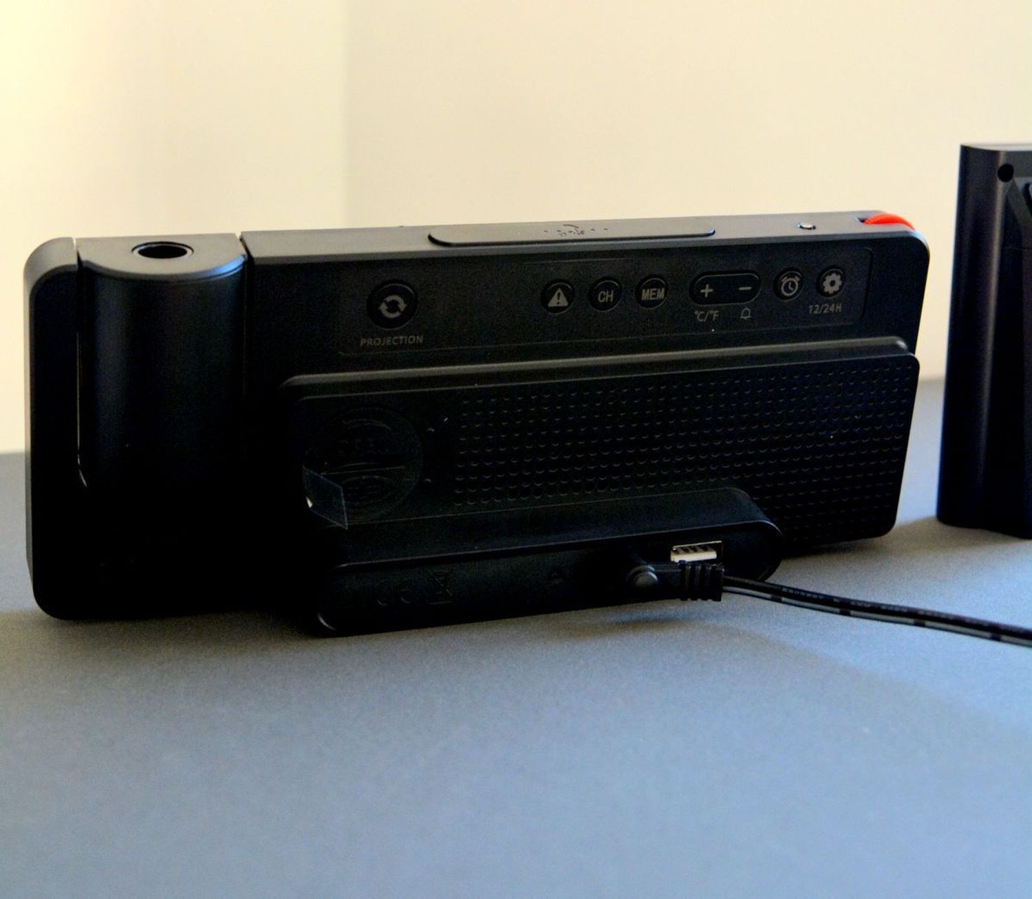 Zegar cyfrowy JVD stacja pogody sterowana radiem z projektorem RB3538.1 .zegar z polskim menu ✓zegar z polskim datownikiem ✓ Zegary cyfrowe ✓Zegary sterowane radiem✓ Zegary na biurko.jpg