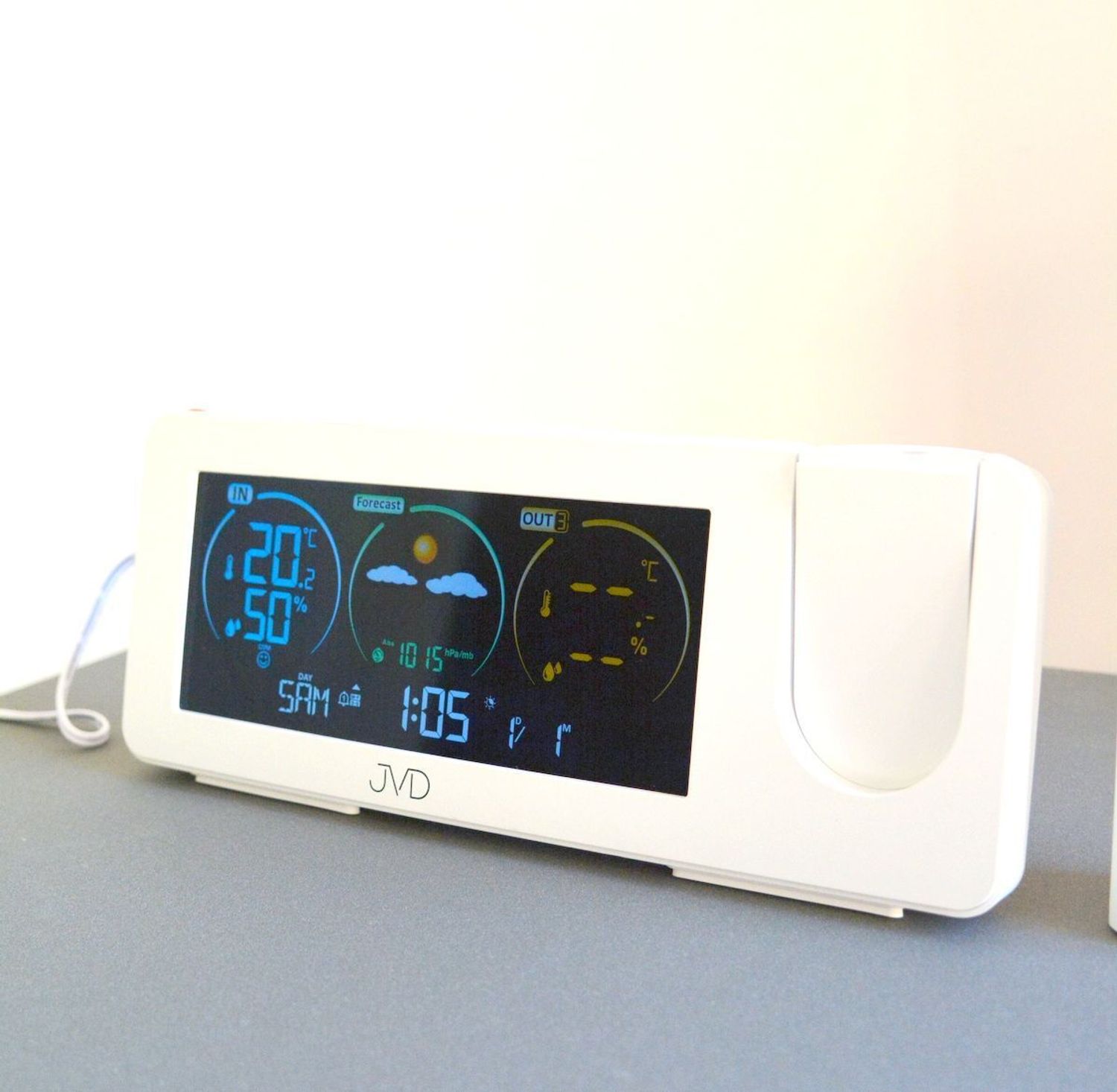 Zegar cyfrowy JVD stacja pogody sterowana radiem z projektorem RB3538.2 zegar z polskim menu ✓zegar z polskim datownikiem ✓ Zegary cyfrowe ✓Zegary sterowane radiem✓ Zegary na biurko✓.jpg