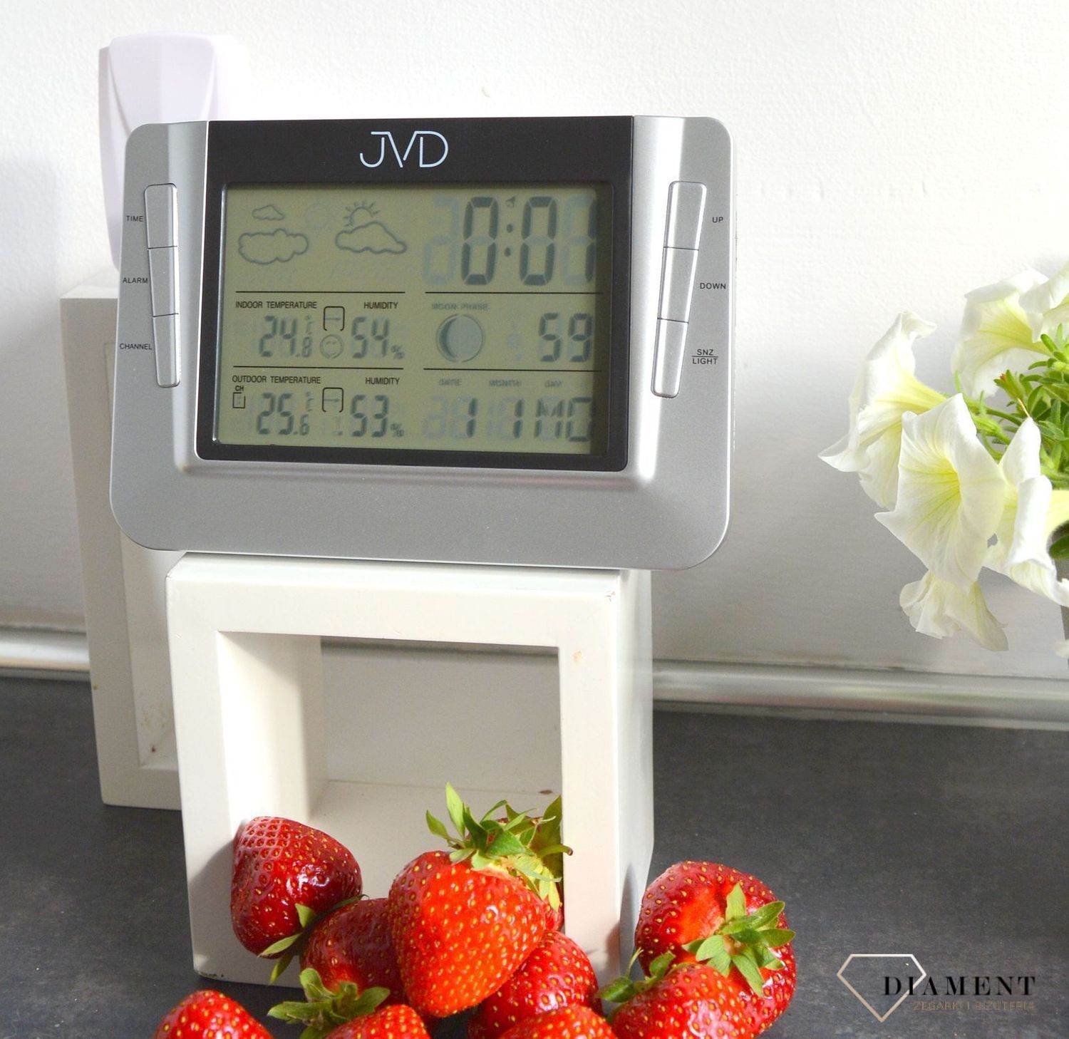 Stacja pogody JVD srebrna z fazami księżyca RB608.jpg