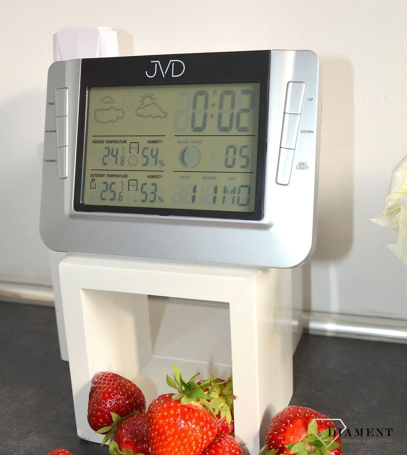 Stacja pogody JVD srebrna z fazami księżyca RB608.jpg