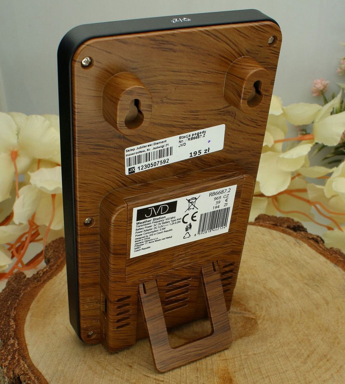 Stacja pogody JVD RB6687.2 – zegar radiowy, termometr, higrometr, budzik, drewno.jpg
