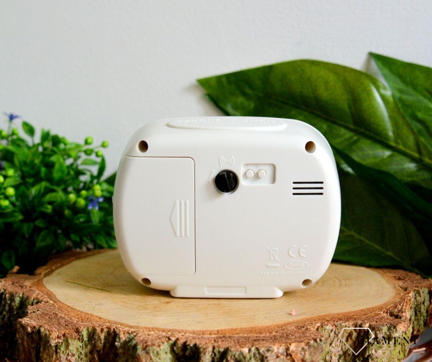 Budzik sterowany radiowo JVD biały RB836.1.jpg