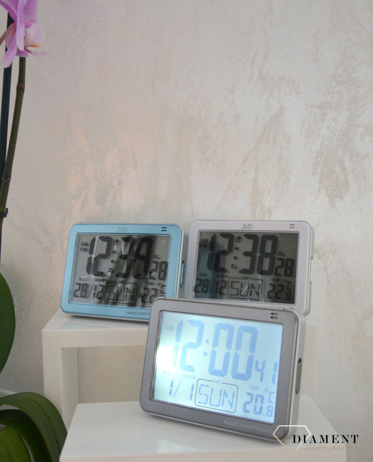 Termometr - pomiar temperatury wewnętrznej. Zegar sterowany radiowo..jpg