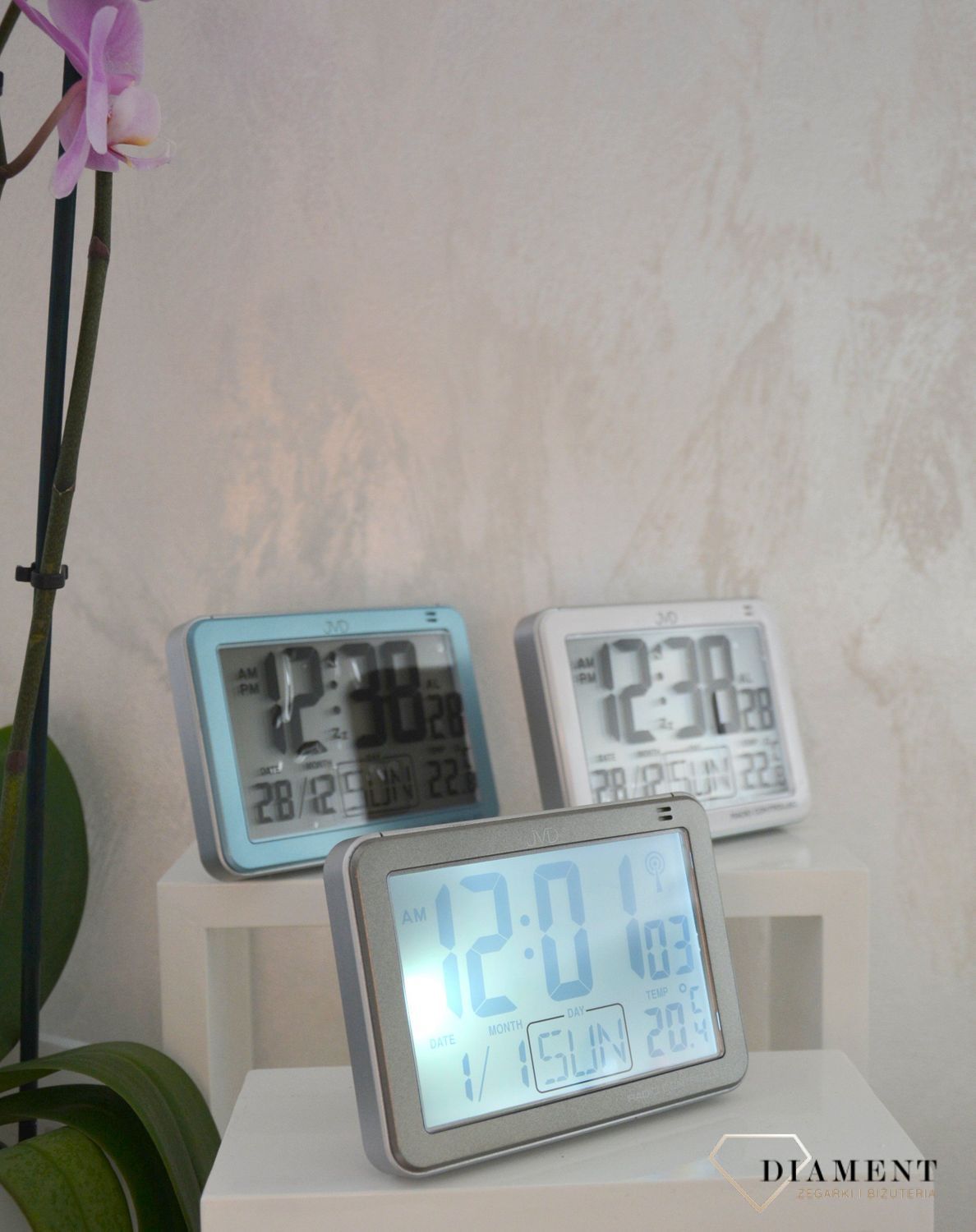 Termometr - pomiar temperatury wewnętrznej. Zegar sterowany radiowo..jpg