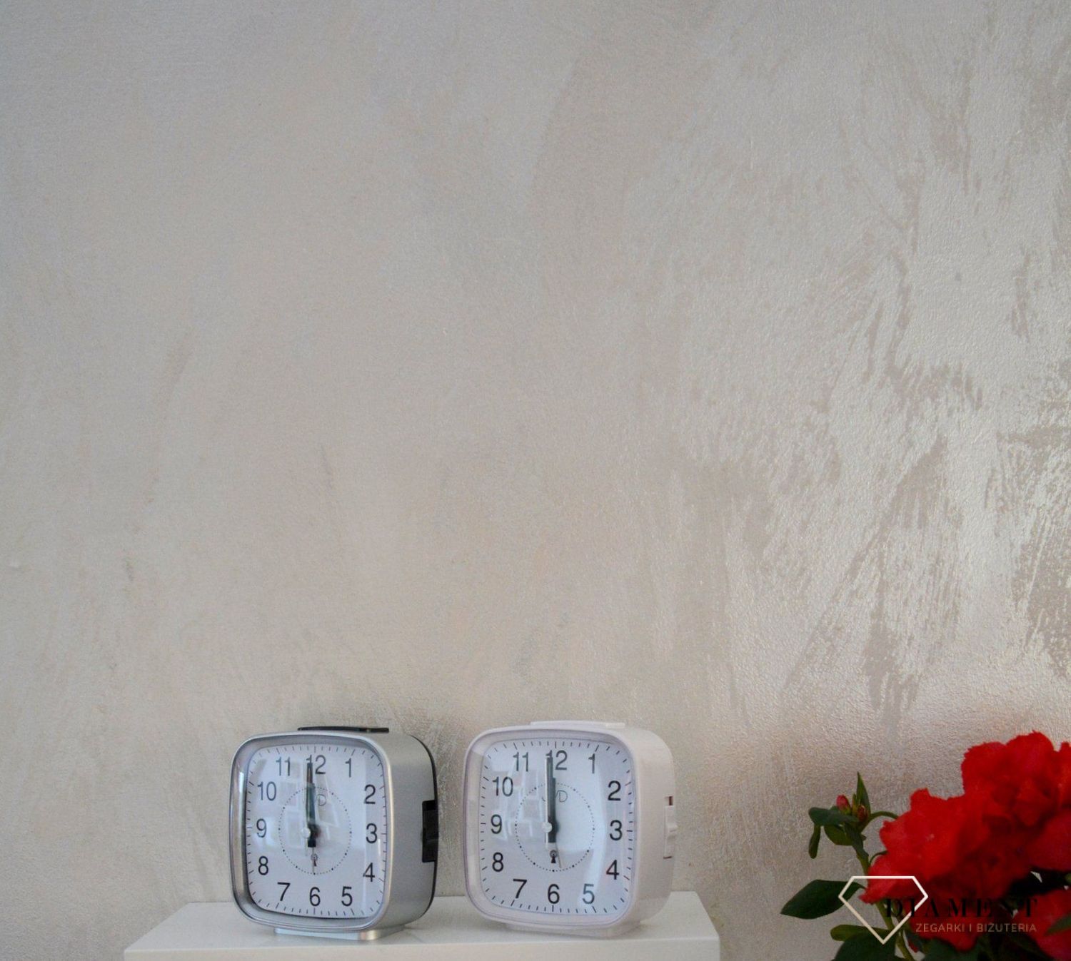 Budzik sterowany radiowo JVD biały RB862.1.jpg