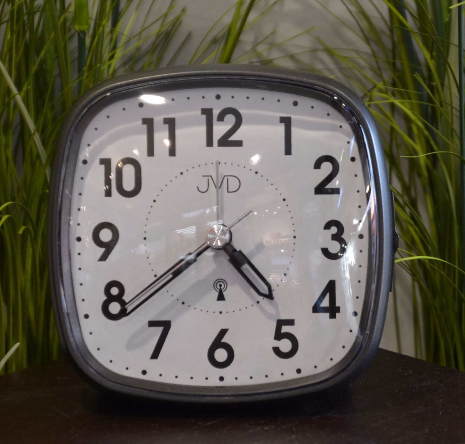 Budzik sterowany radiowo JVD RB871.2.jpg