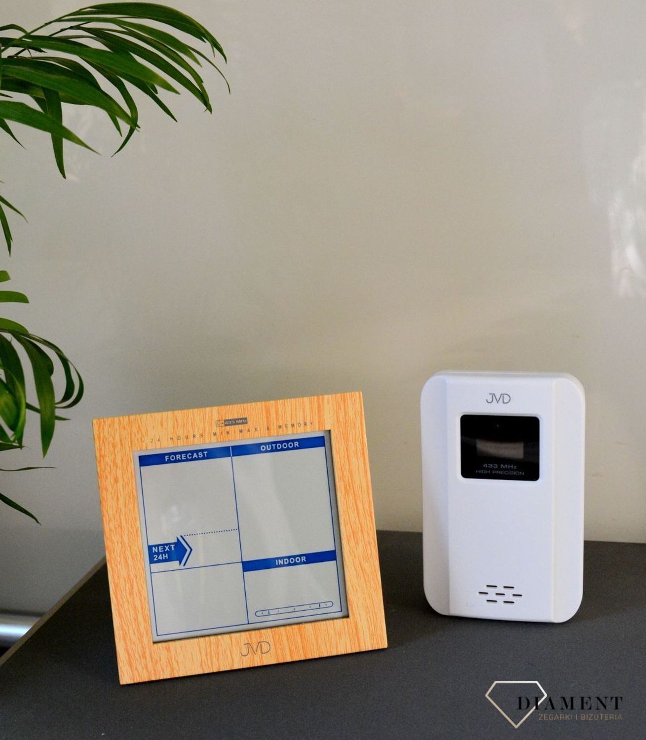 Stacja pogody JVD elektroniczna radiocontrol Jasny Brąz z czujnikiem zewnętrznym RB9233.1.jpg