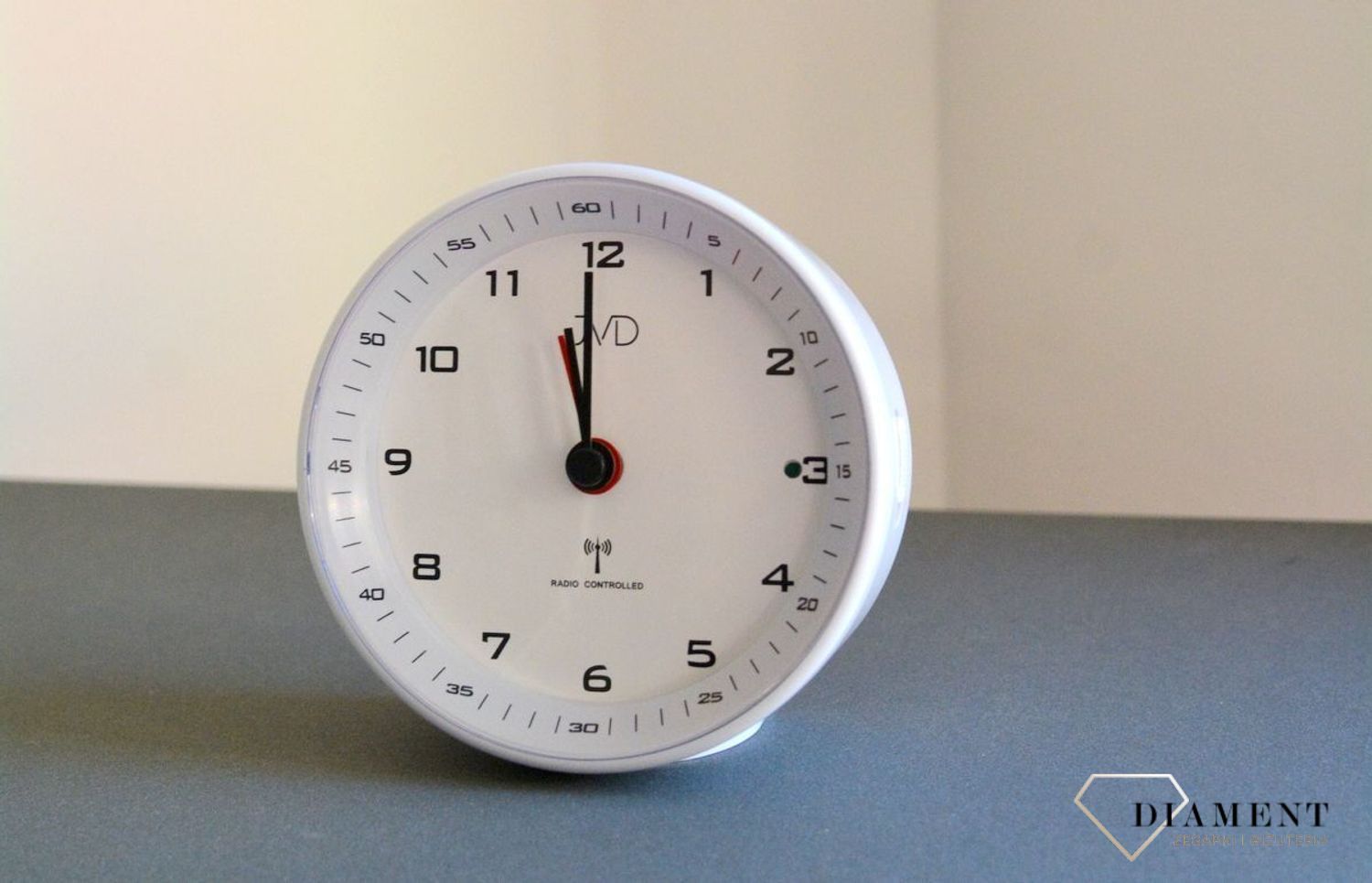 Budzik sterowany radiowo czarny JVD RB978.2. budzik radio control. budzik na biurko. Budzik z alarmem. Budzik z podświetleniem. Biały budzik. Szybka wysyłka..jpg